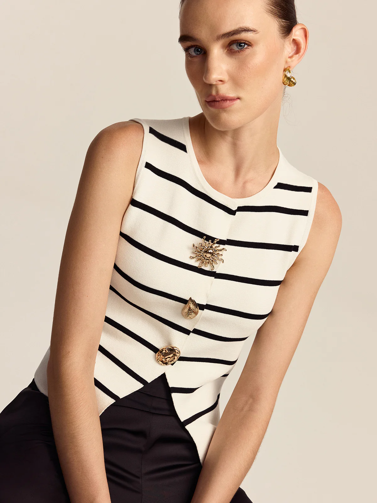 Striped Metal Button Sleeveless Sweater Vest - Takermore