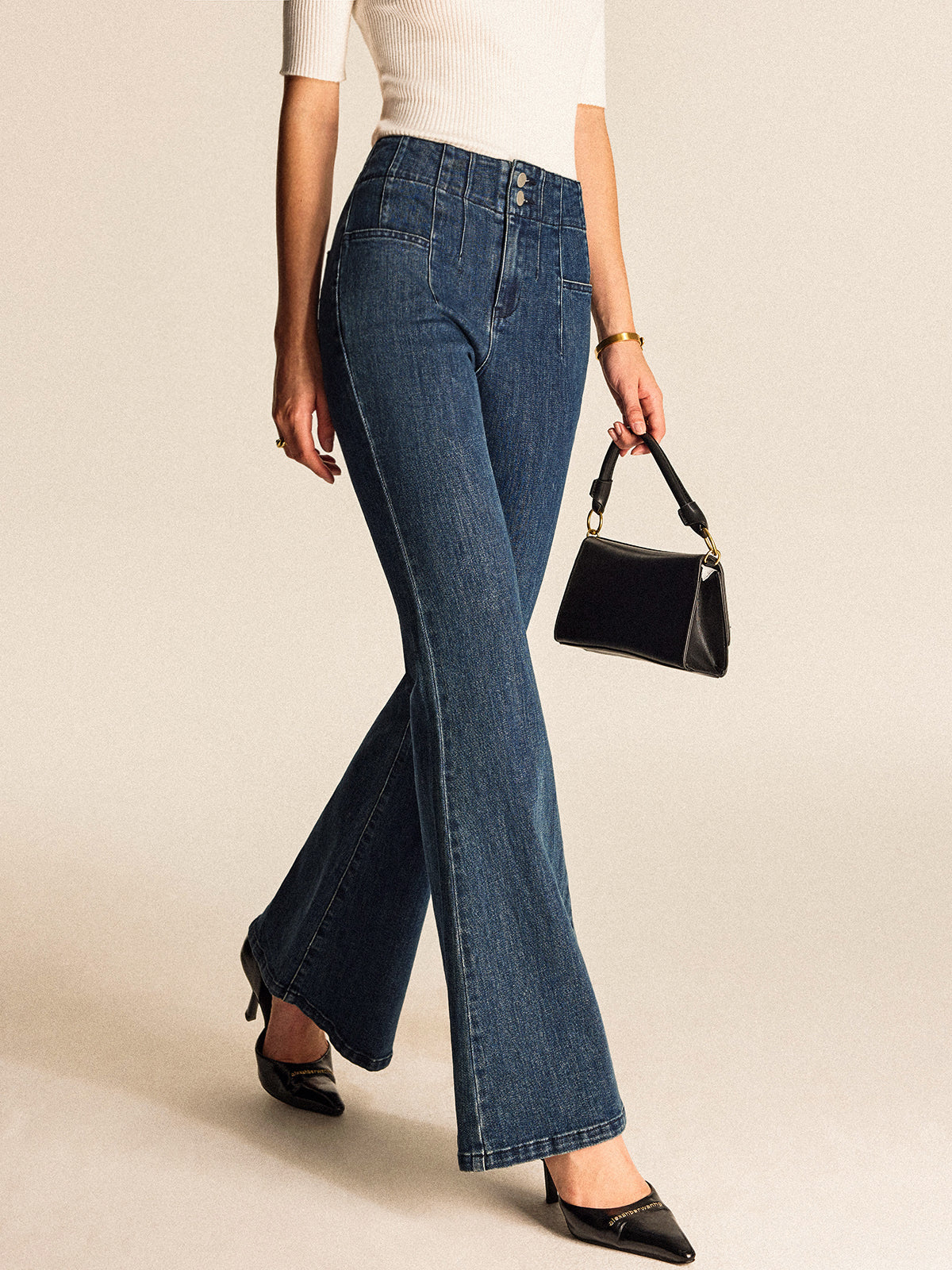 Mid-Waisted Buttoned Flared Jeans - Takermore