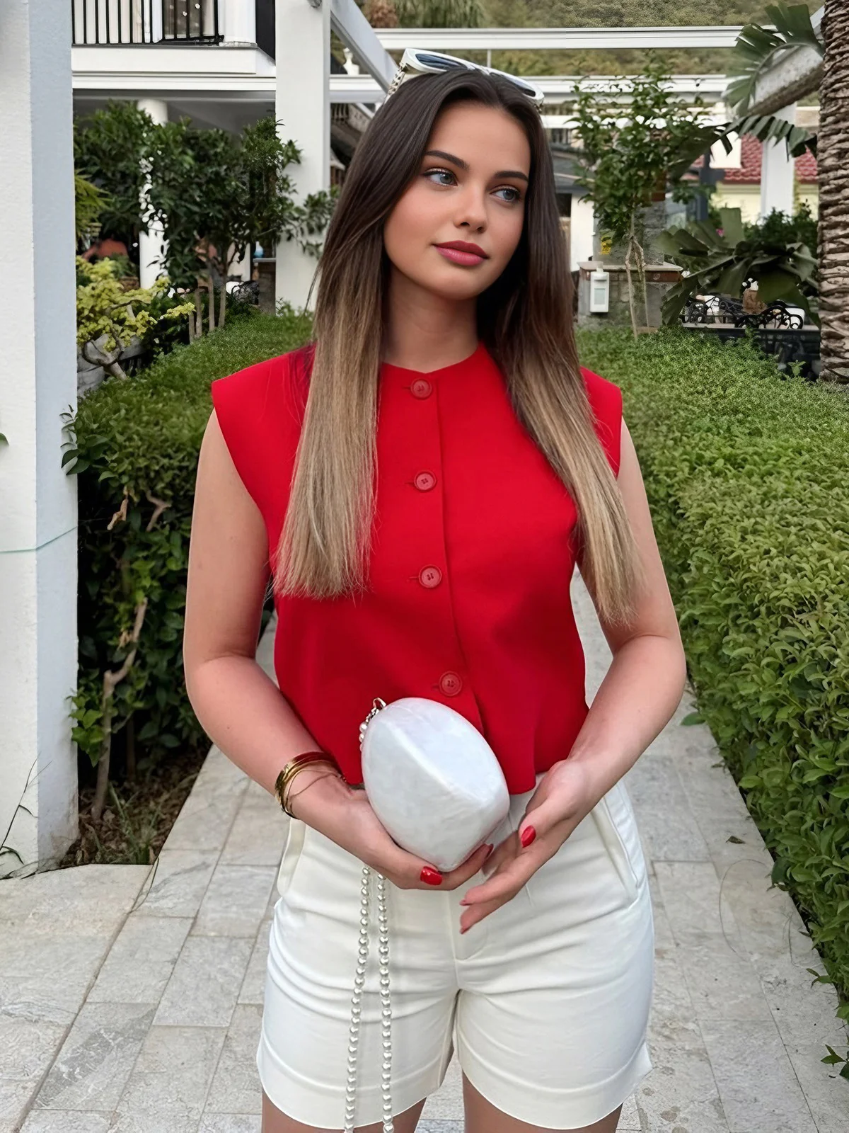 Leisure Sleeveless Button Vest - Takermore