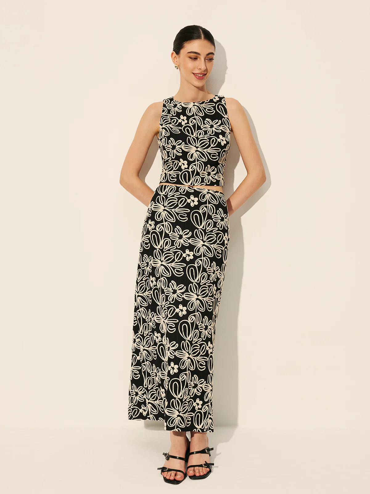 Embroidered Floral Split Skirt - Takermore