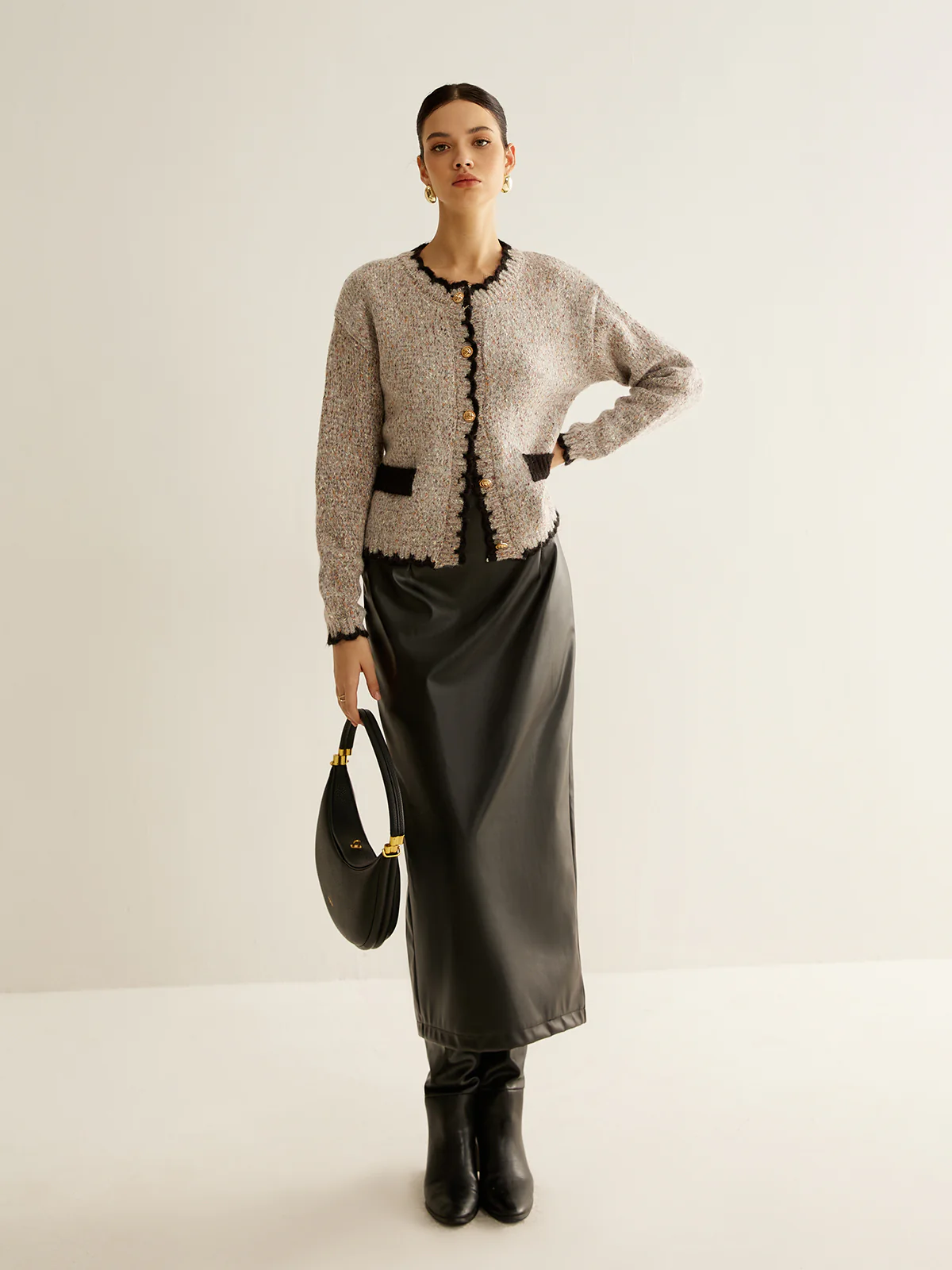 Versatile Contrast Trim Button Cardigan - Takermore