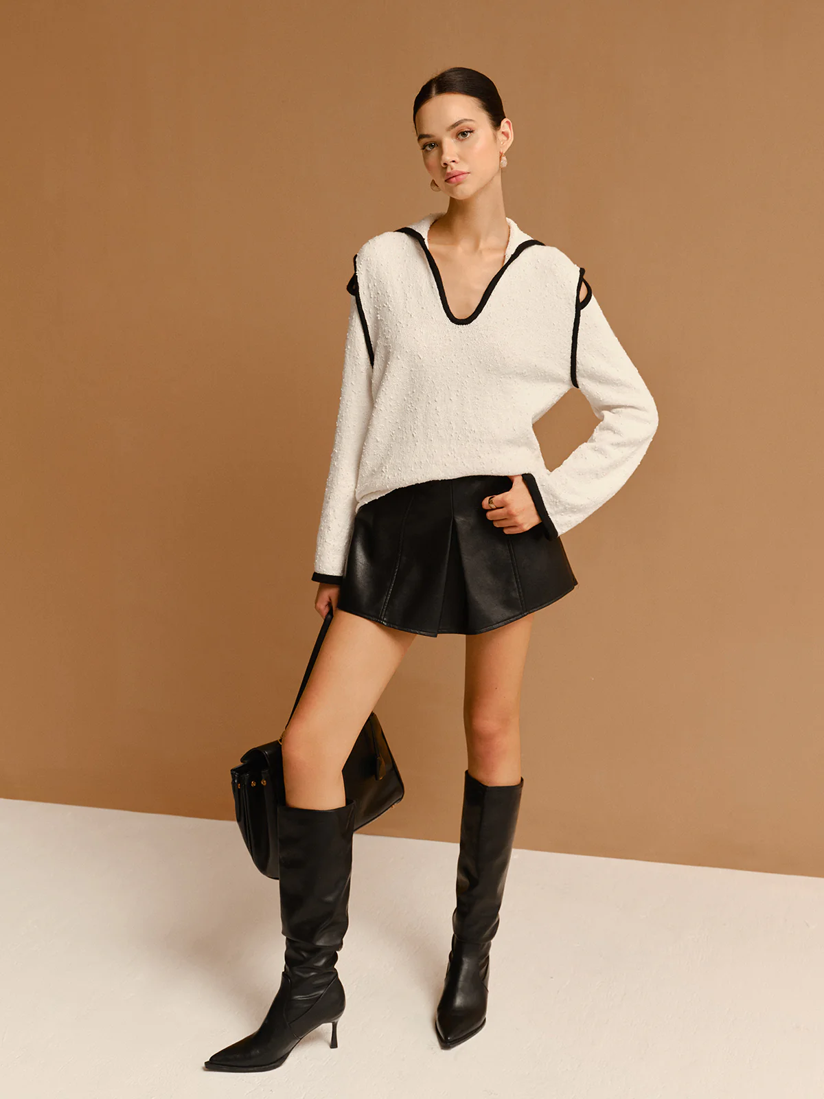 Contrast Trim Cutout Lapel Sweater - Takermore