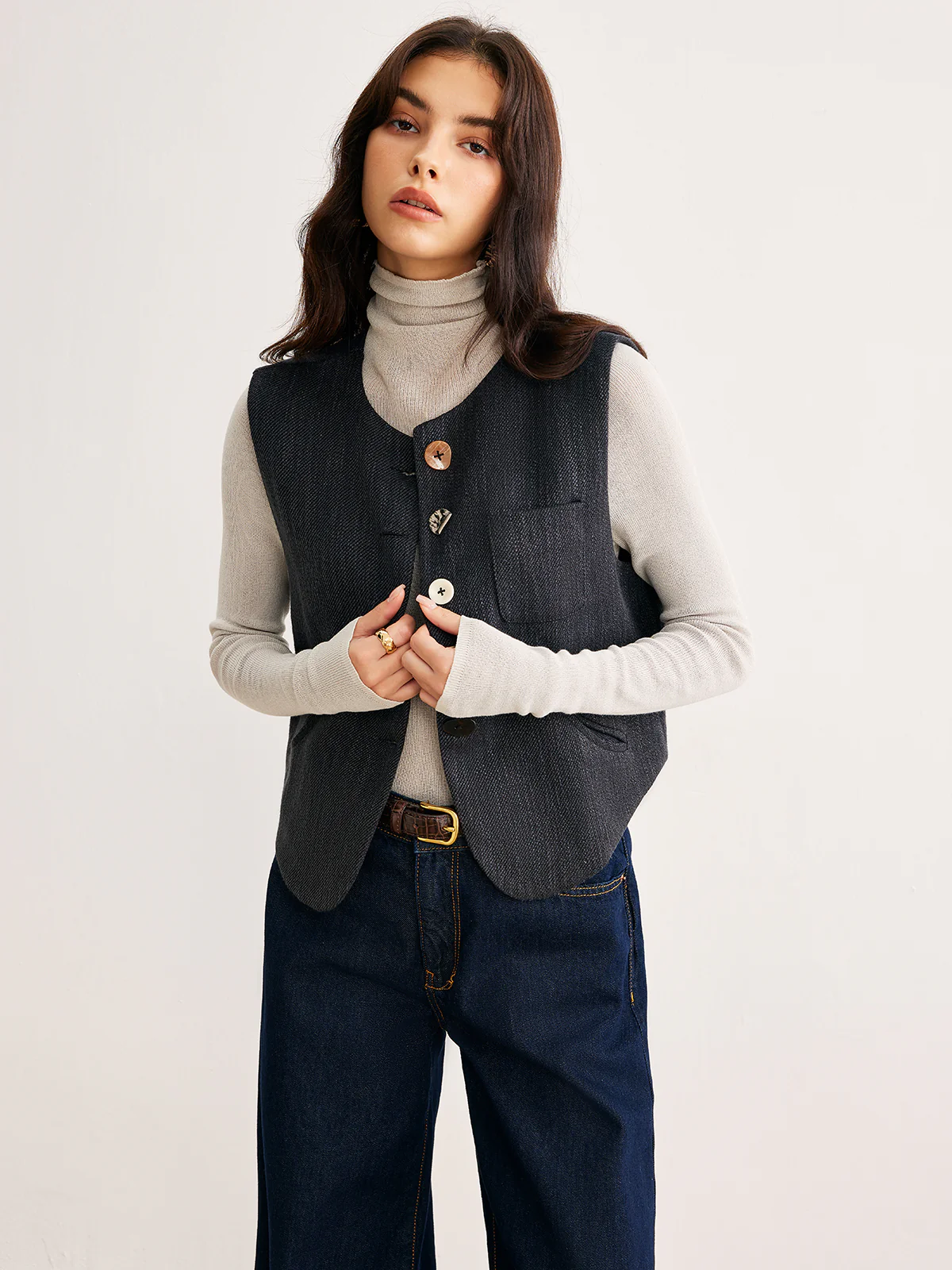 Geometric Button Short Vest - Takermore