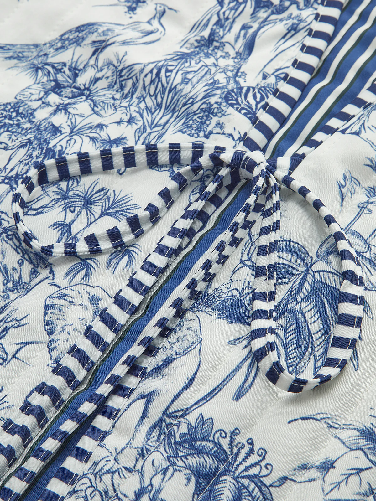 Contrast Trim Printed Tie Vest - Takermore