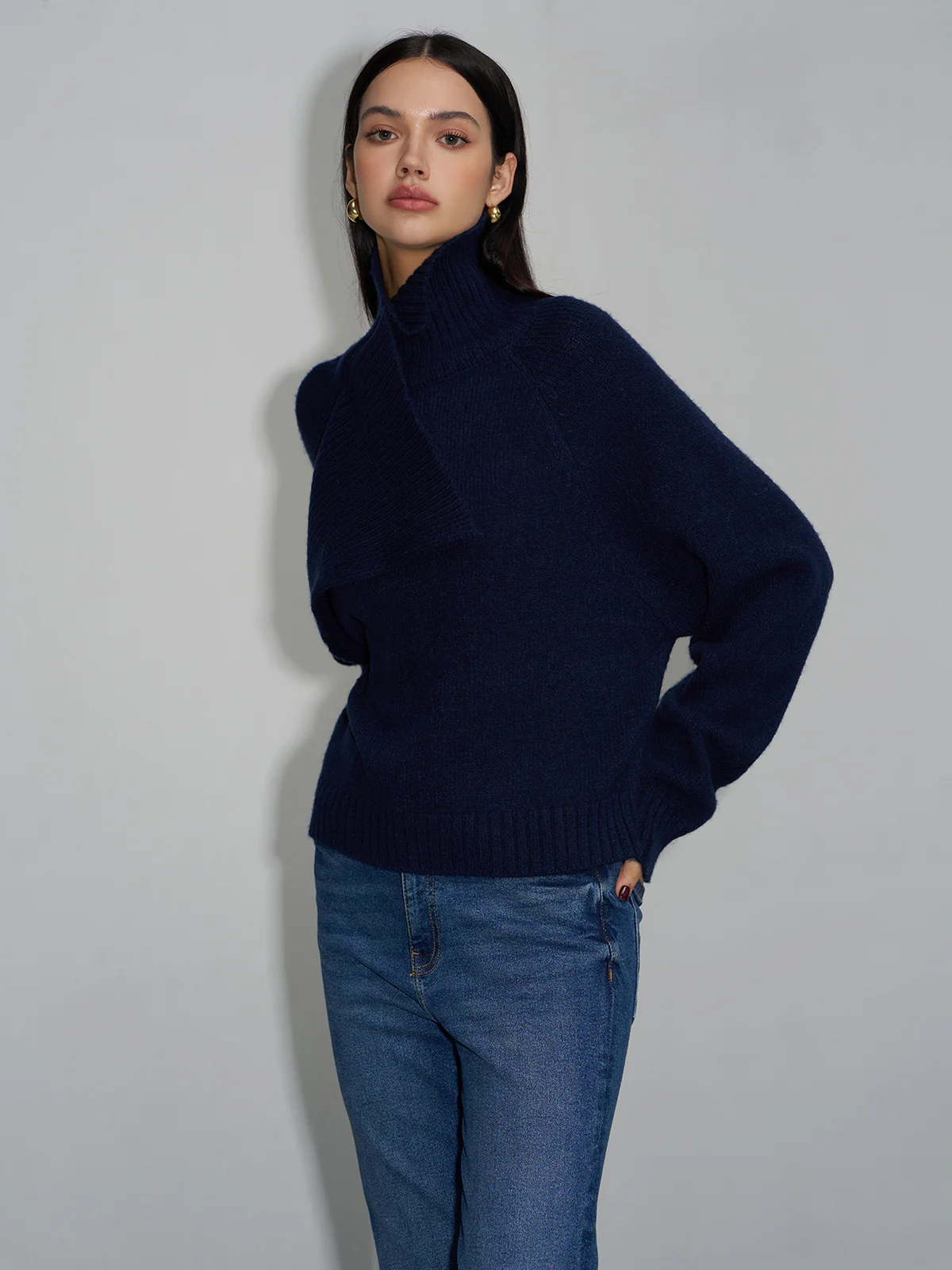 Asymmetrical Turtleneck Plain Sweater - Takermore