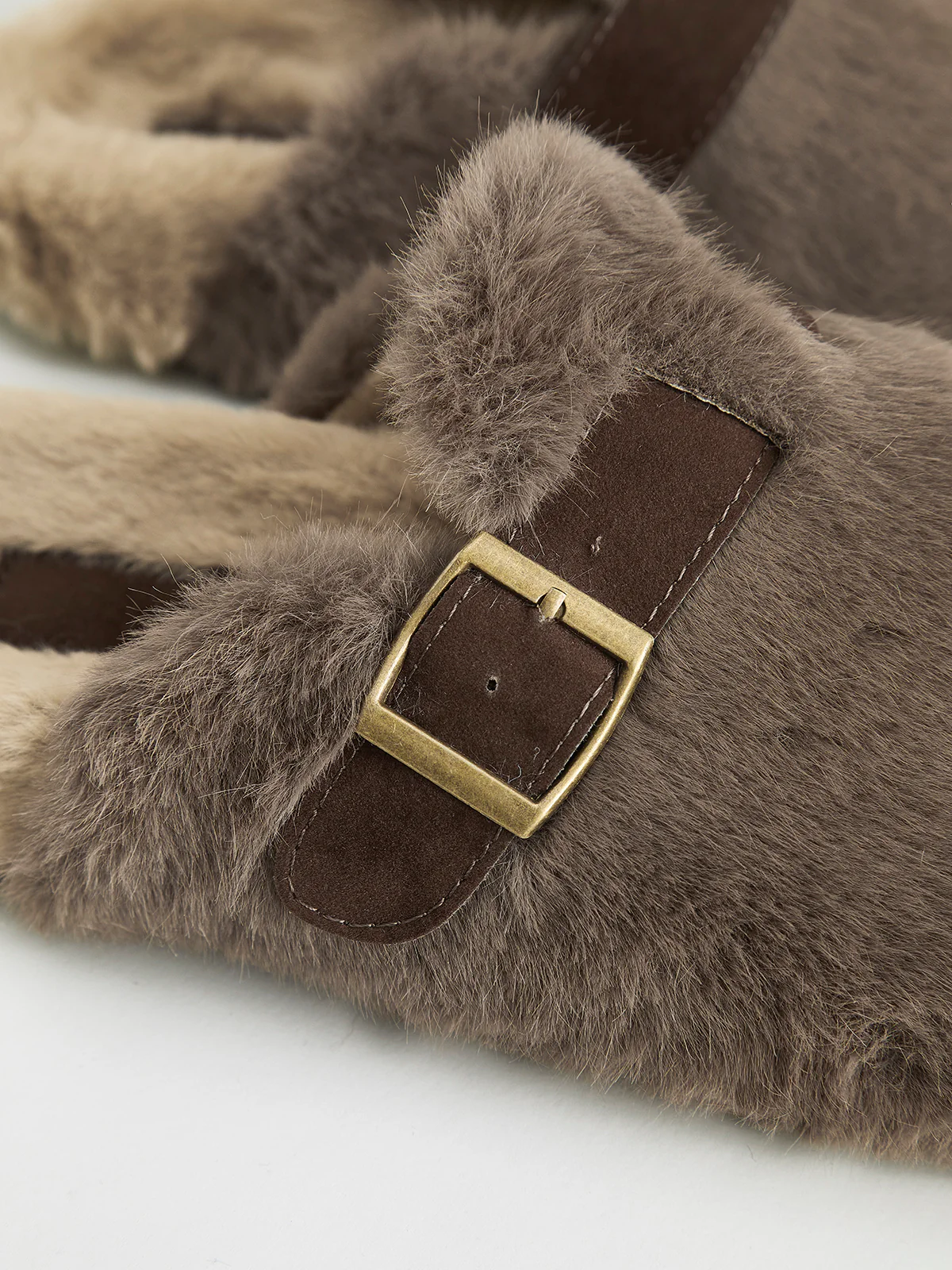 Belt-Design Furry Mule Slippers - Takermore