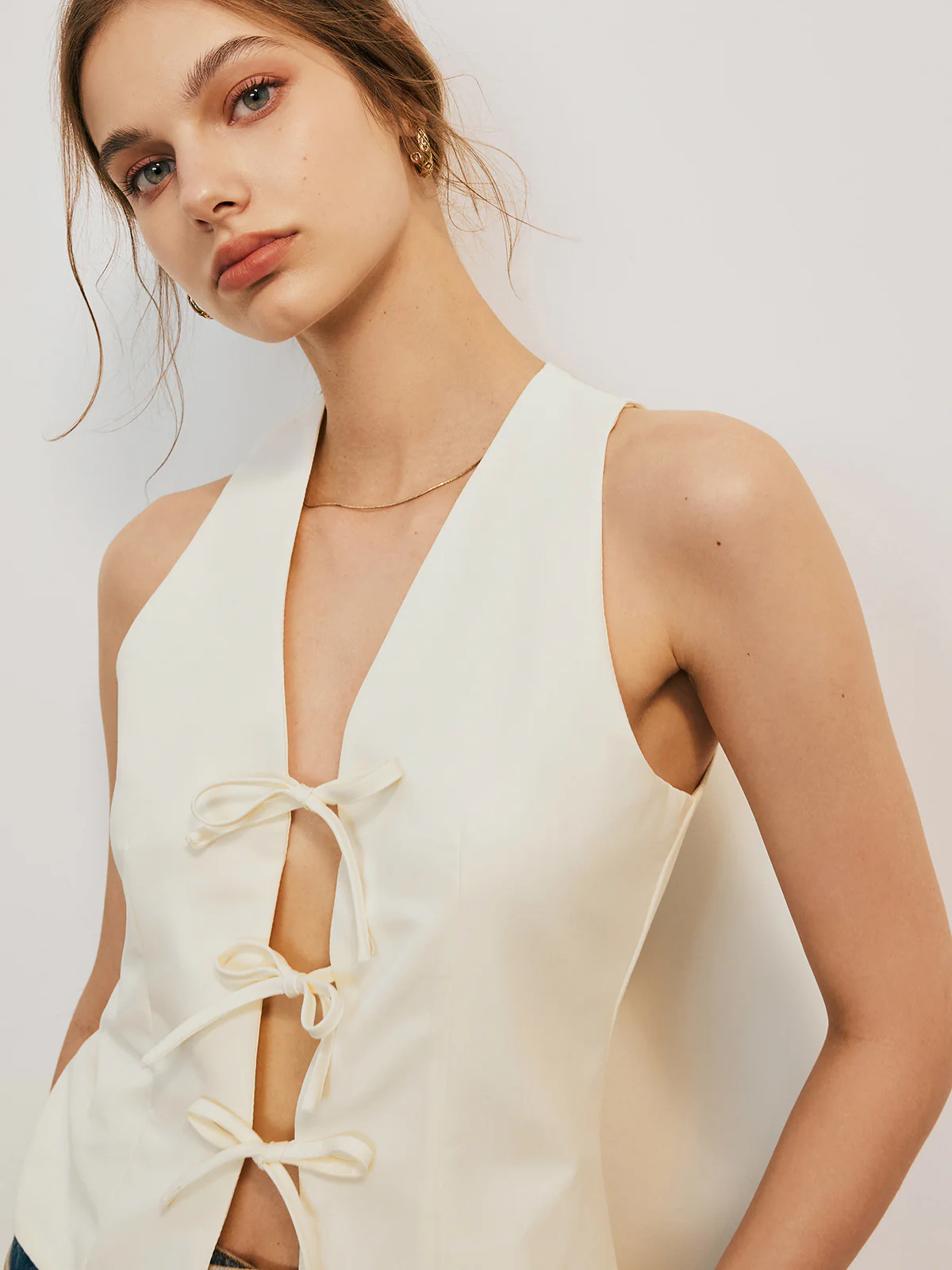 Bow Tied Vest - Takermore