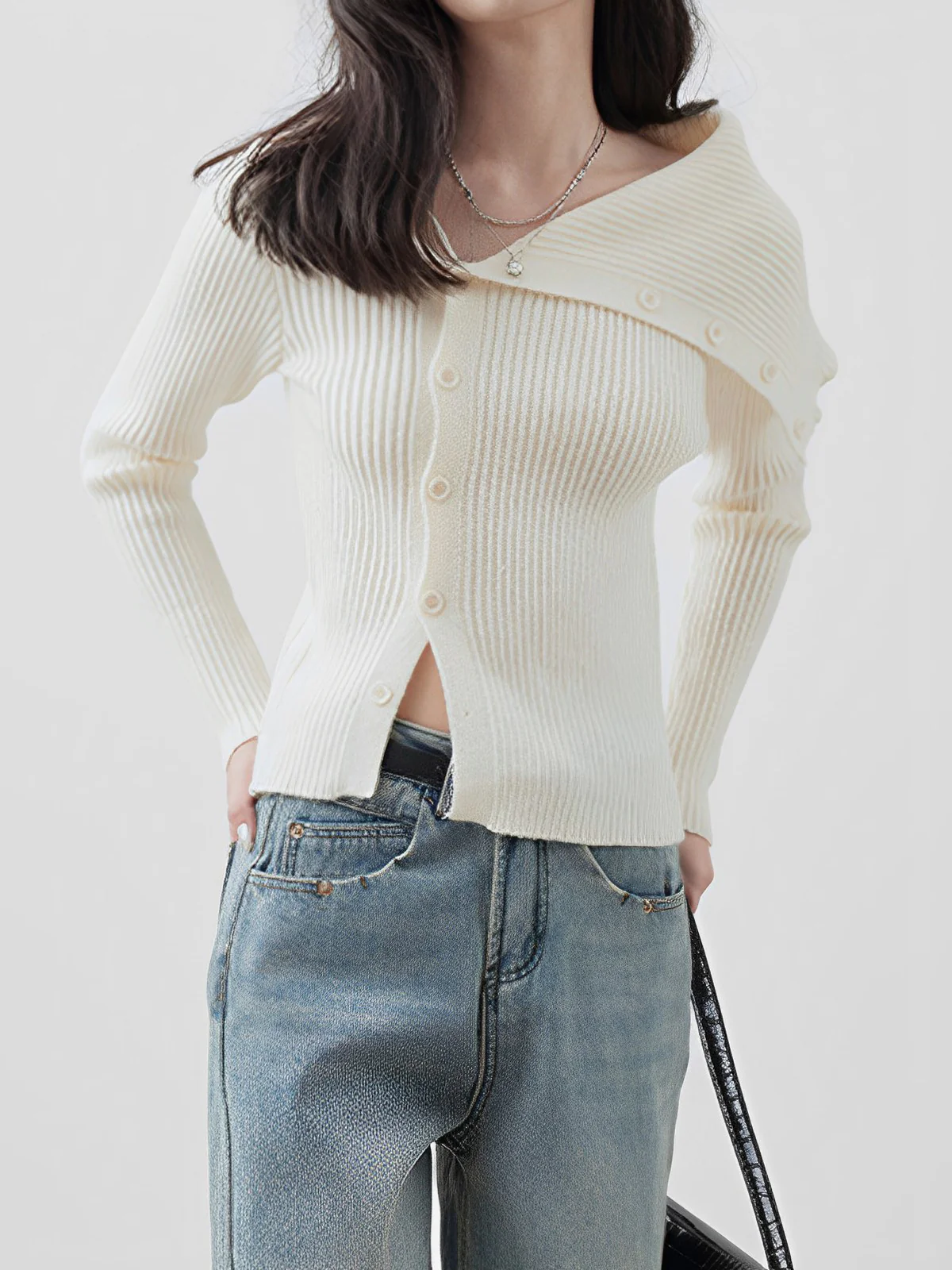 Vanilla Asymmetric Collar Sweater - Takermore