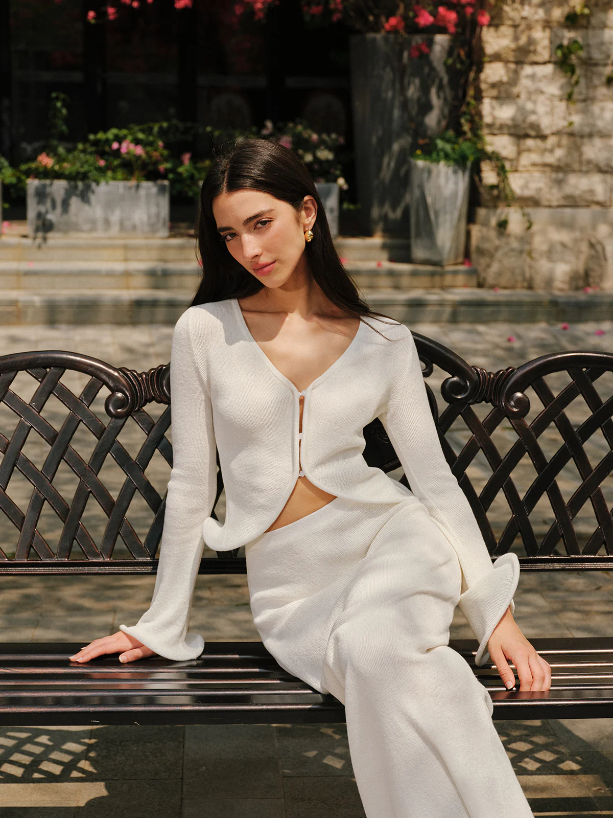 Ruffled Hem Knit Cardigan - Takermore