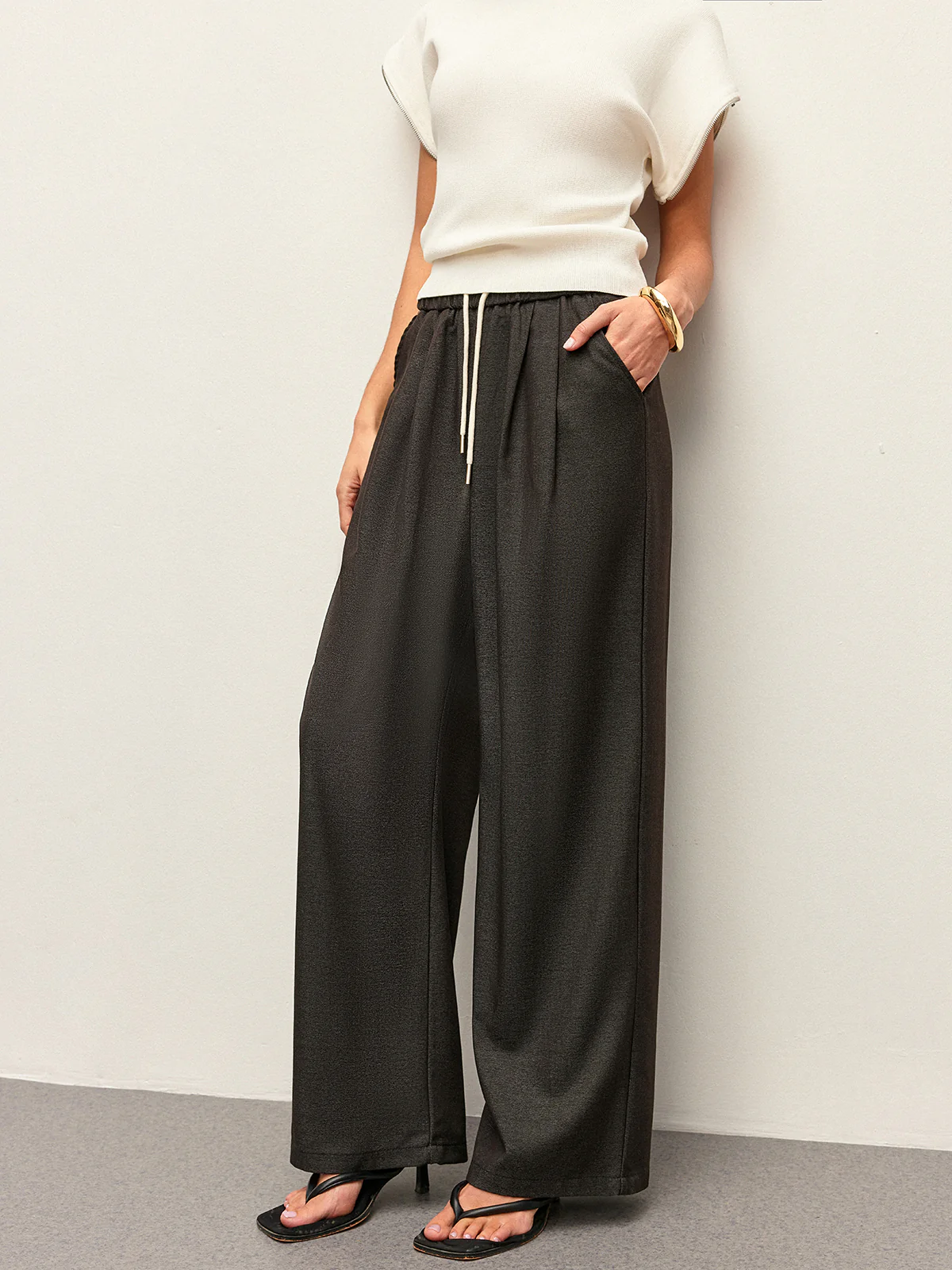 High-Waist Pocket Detail Drawstring Pants - Takermore