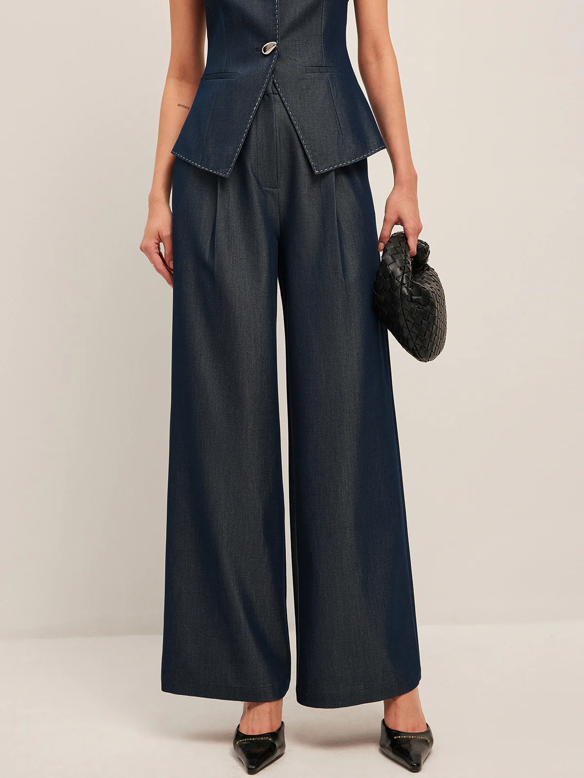 High-Waisted Pleated Wide-Leg Pants - Takermore