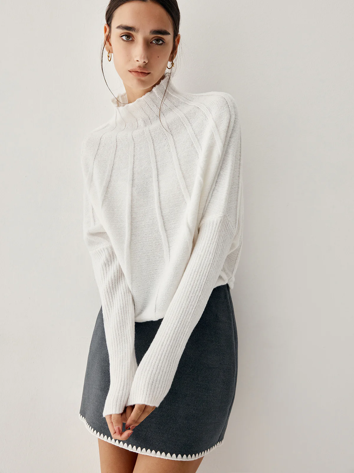 Piping Mock Neck Long Sleeve Knit Top - Takermore