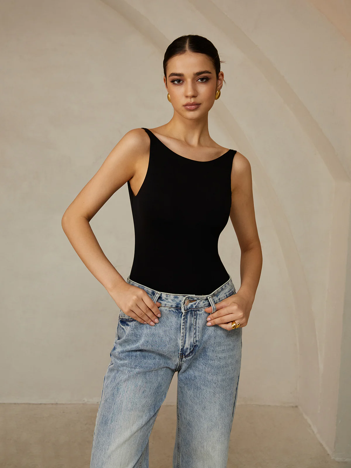 Backless Sleeveless Bodysuit - Takermore