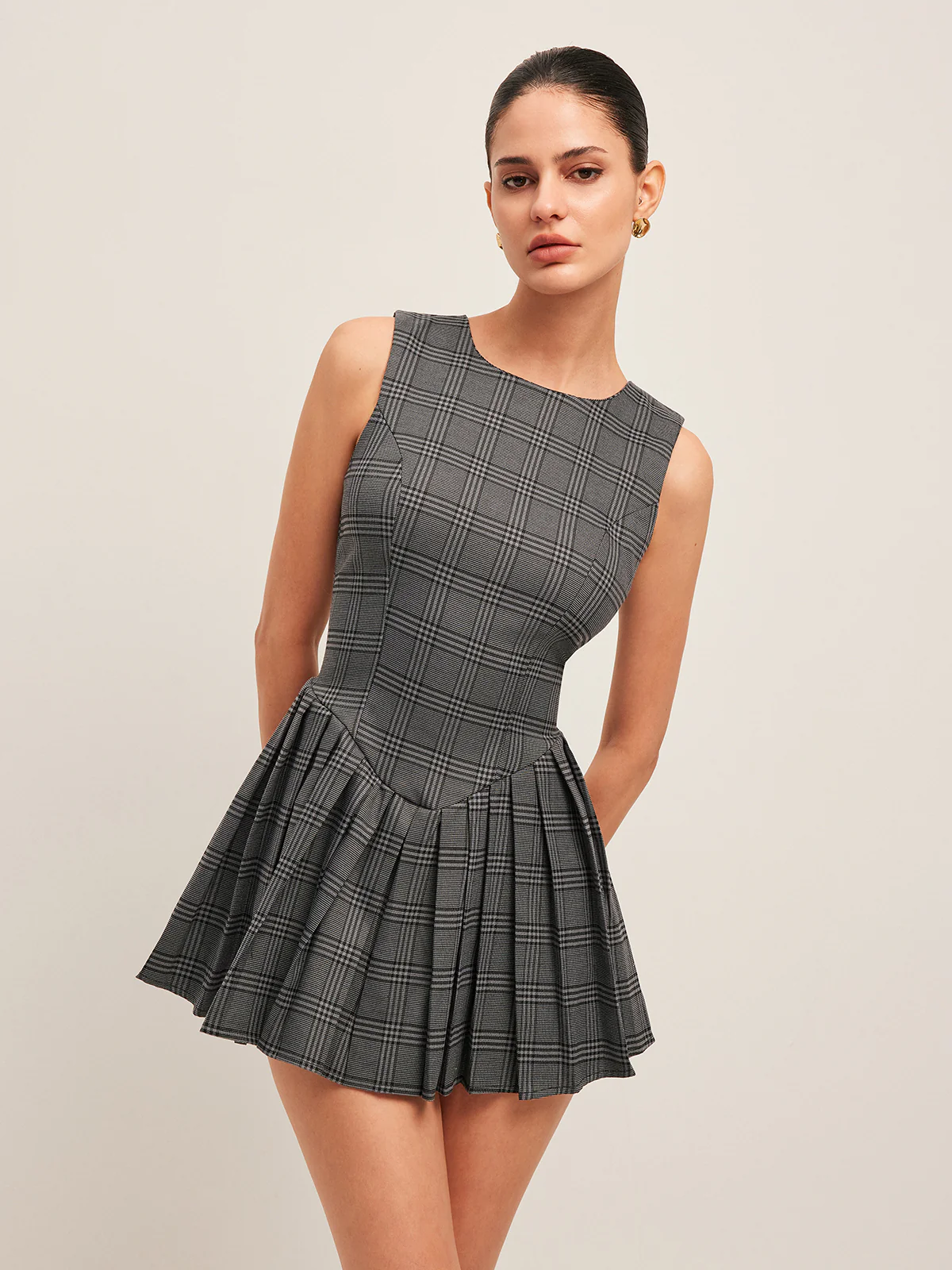 Plaid Pleated Sleeveless Dress - Takermore