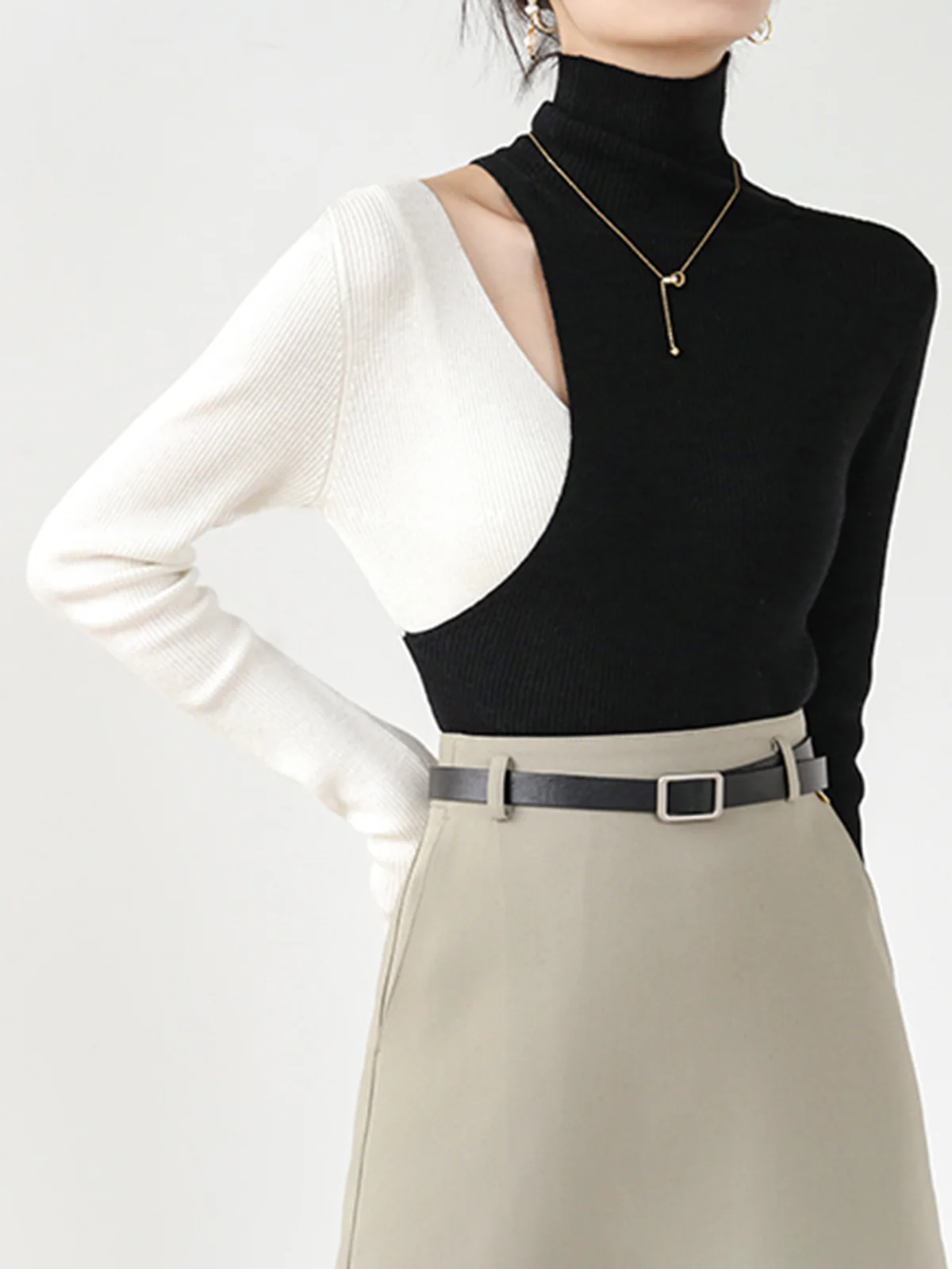 Color Block Cutout Knit Top - Takermore