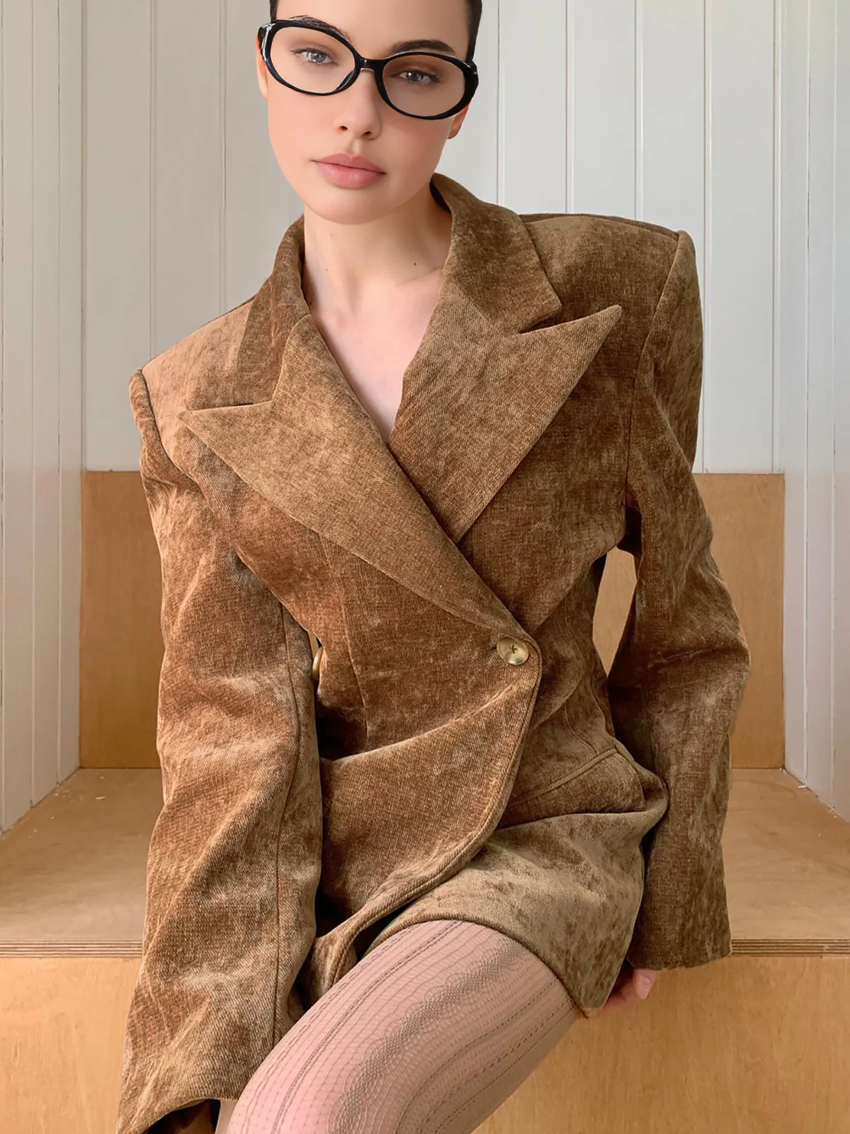 Button Cinched Long Blazer - Takermore