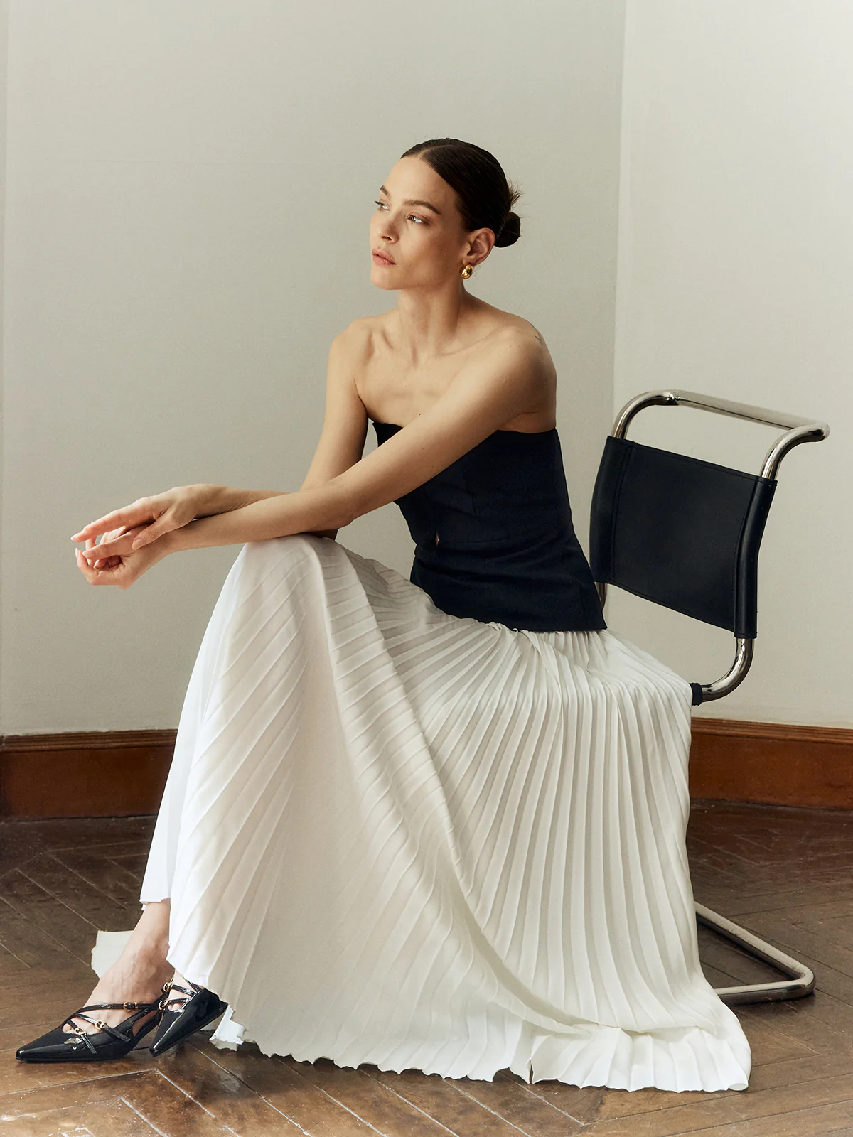 Off Shoulder Pleated Long Dress - Takermore