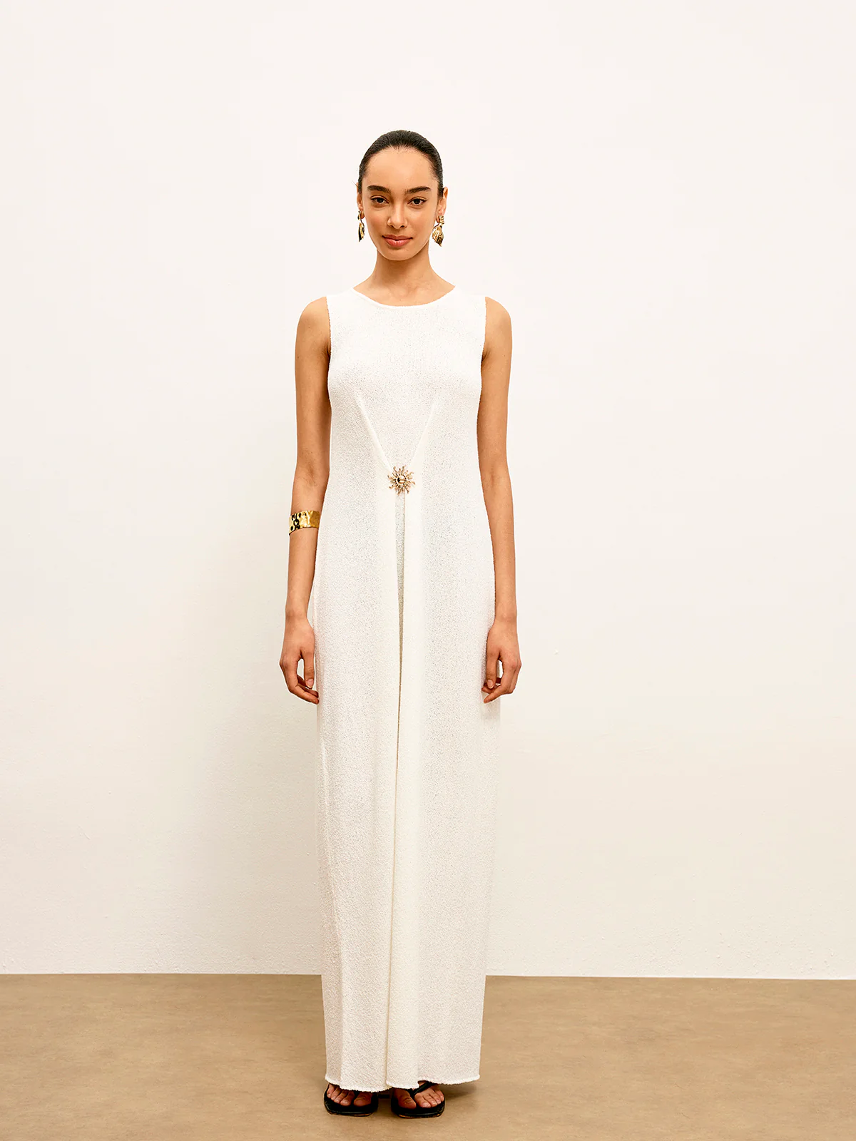 Metal Detail Sleeveless Sweater Dress - Takermore