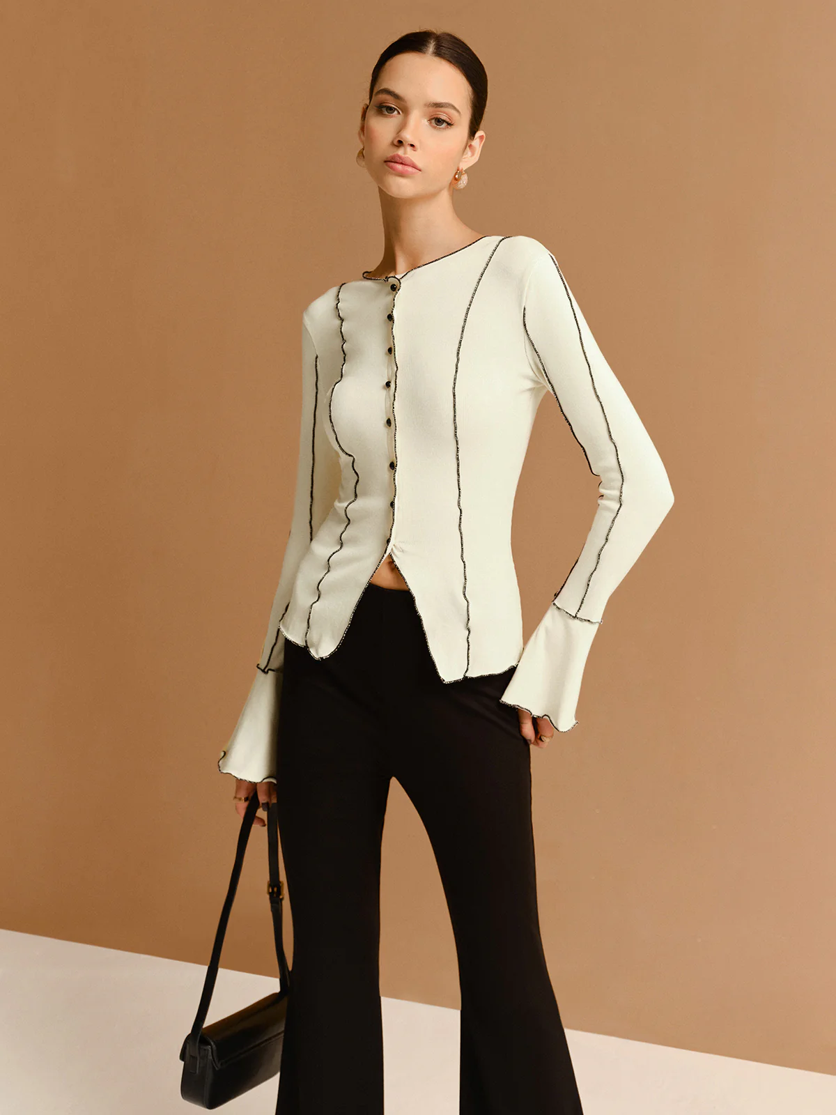 Contrast Lettuce Trim Button Slit Top - Takermore