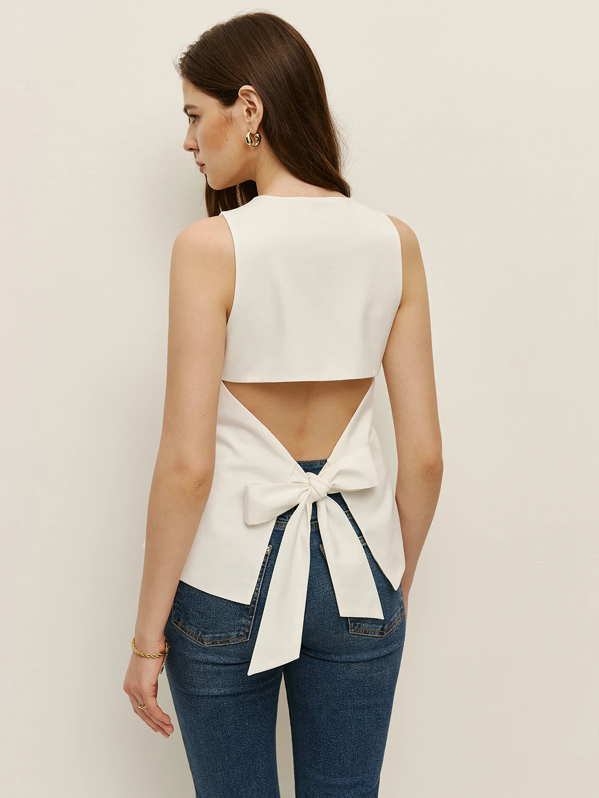 Bow Back Detail Sleeveless Top - Takermore