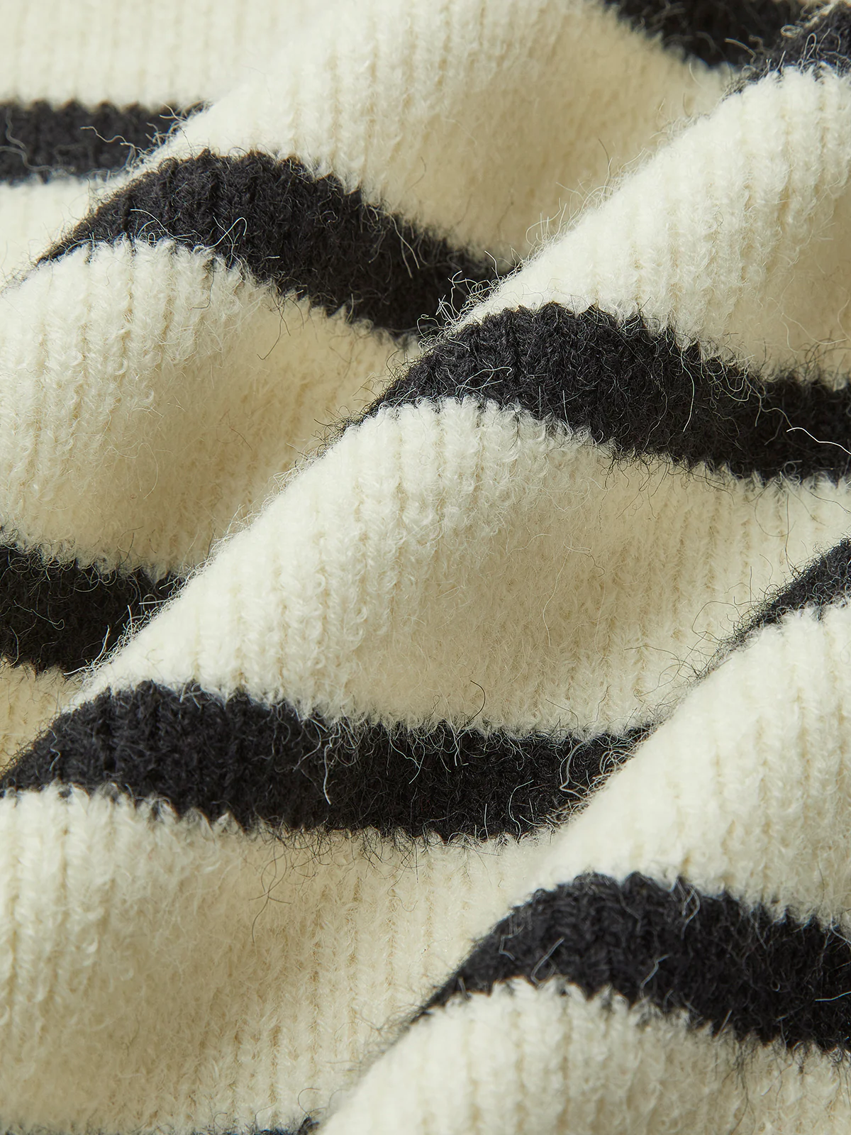 V-Neck Striped Tie Sweater Vest - Takermore