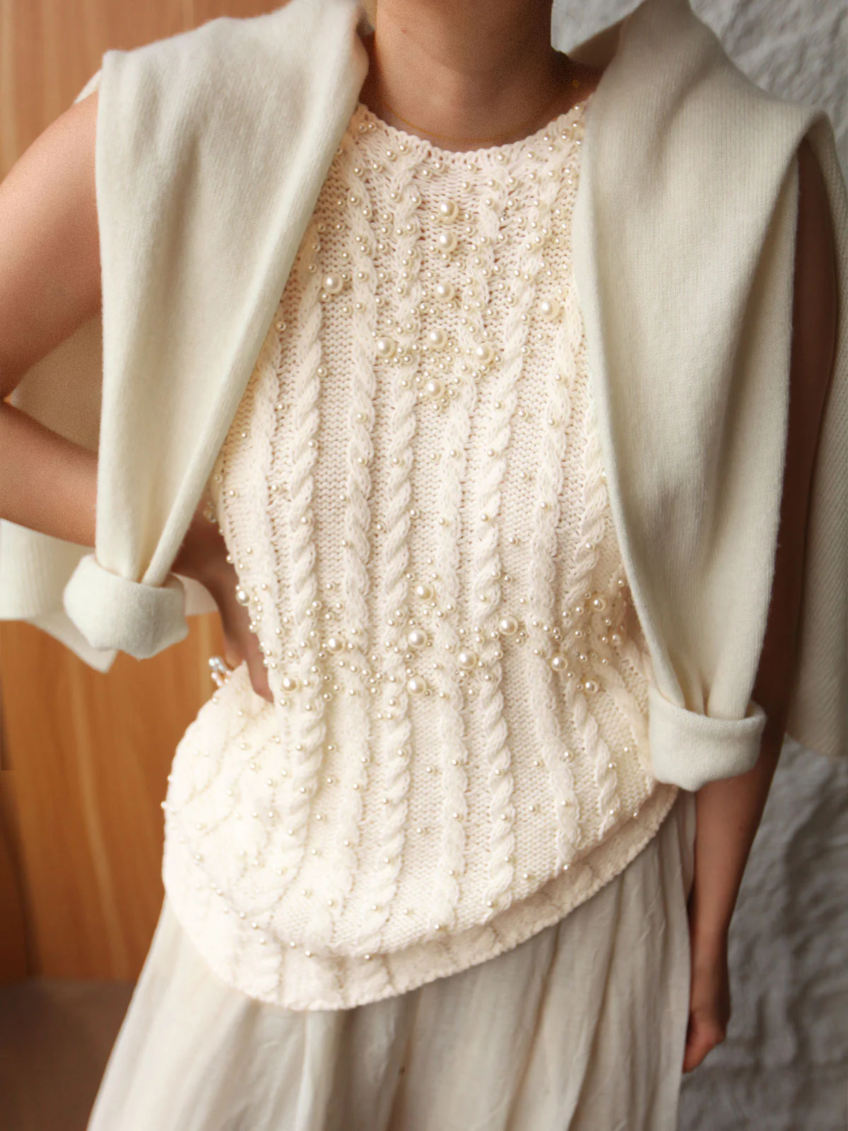 Rhinestone Pearl-Decor Sweater Vest - Takermore