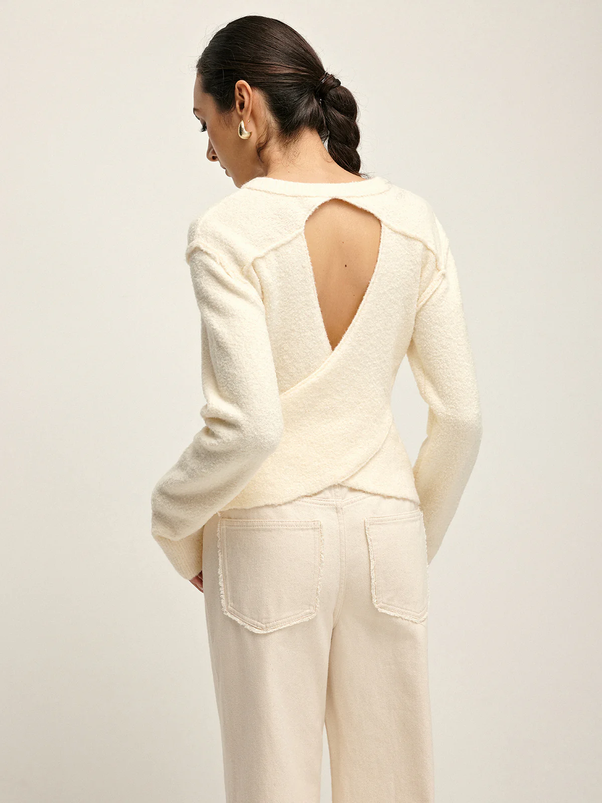 Plain Cutout Cozy Knit Top - Takermore