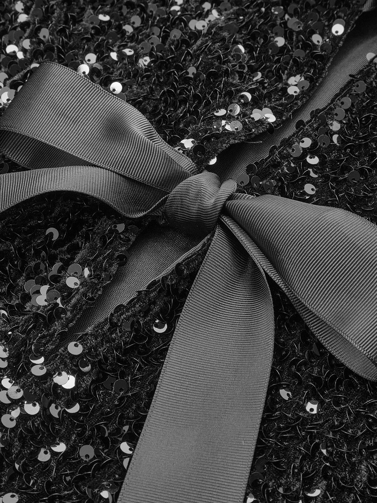 Sequins Velvet Bow Blazer - Takermore