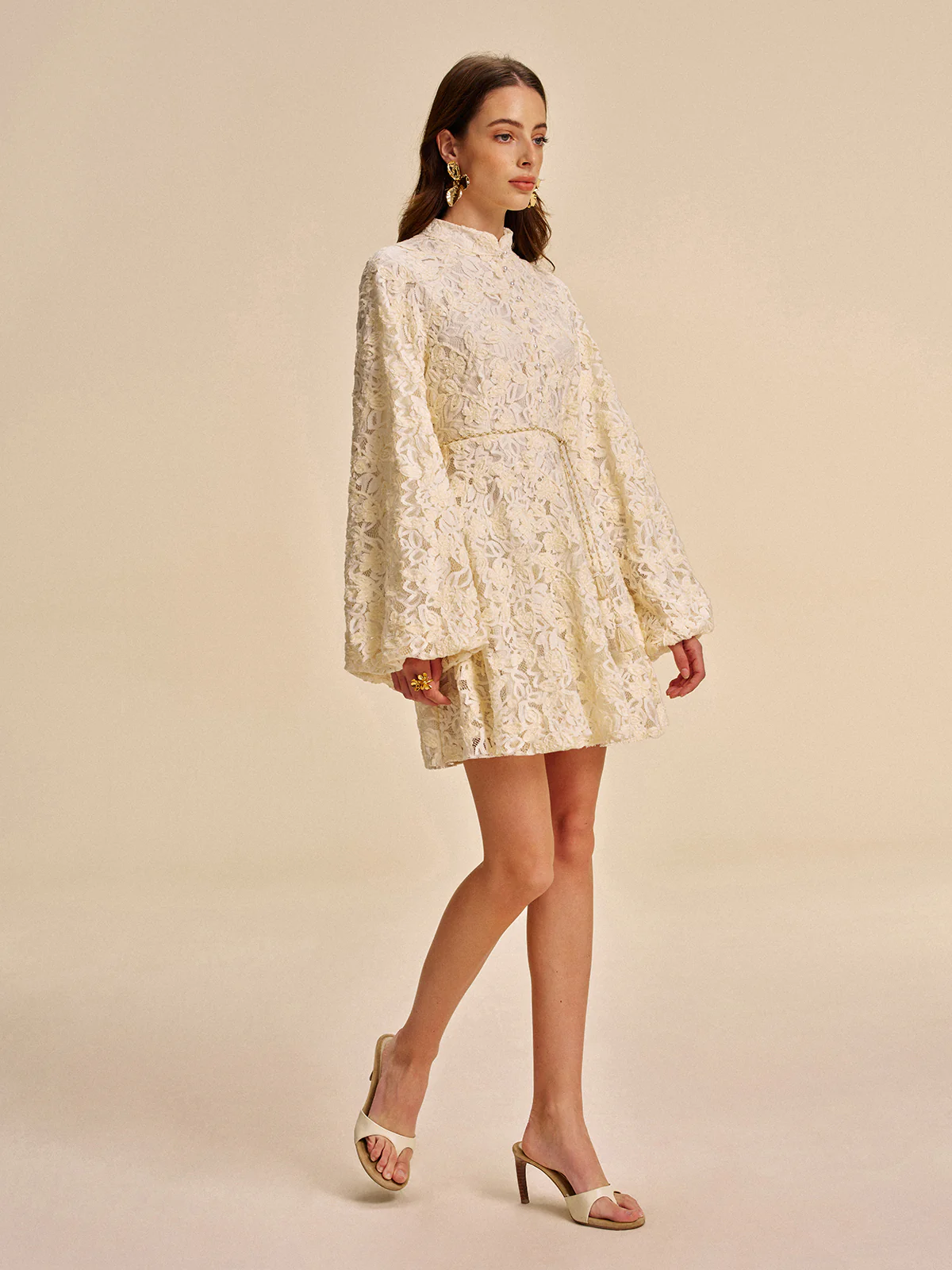 Lace Bell-Sleeve Dress With Belt - Takermore