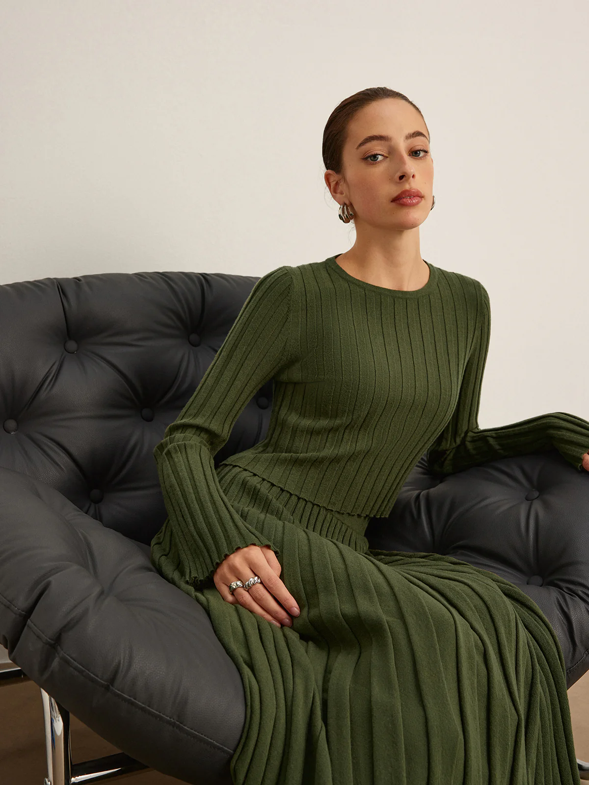 Lettuce Trim Ribbed Crop Sweater - Takermore