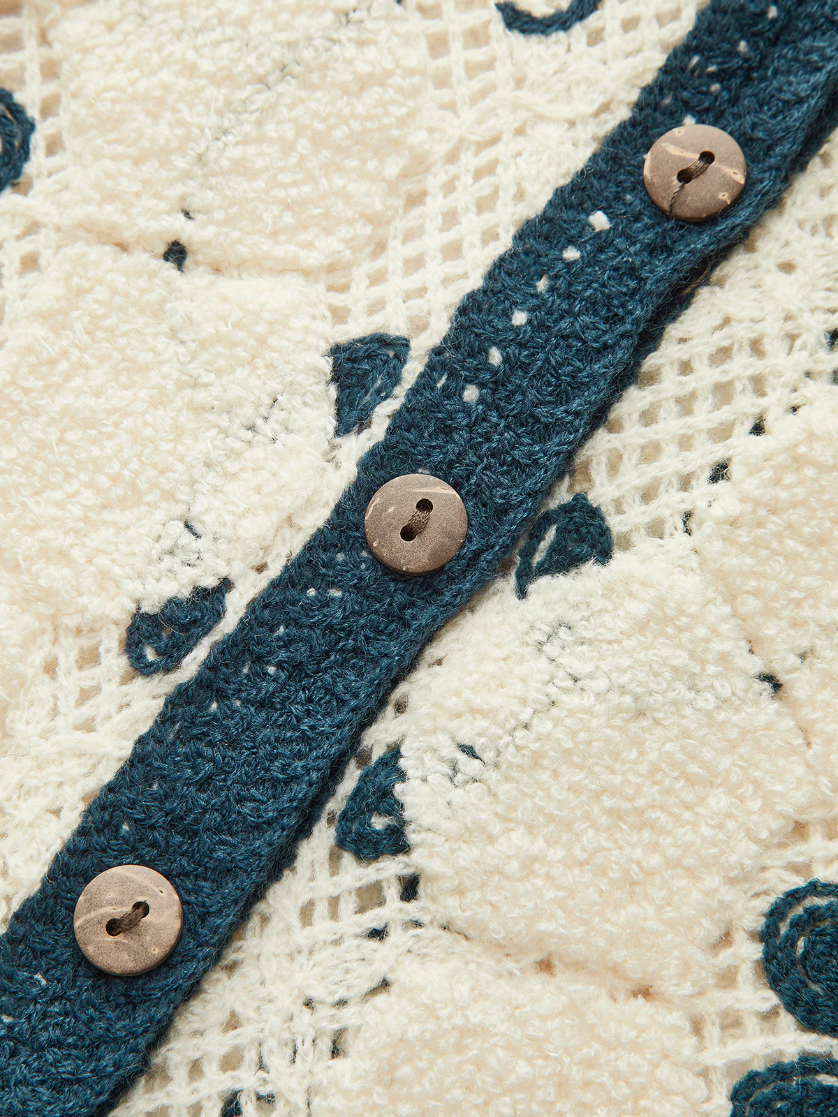 Embroidered Crochet Knit Vest - Takermore