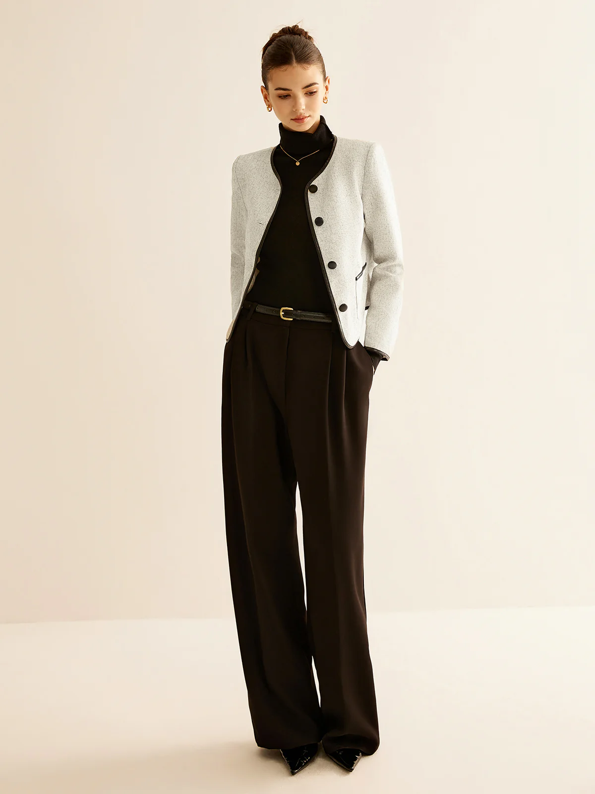 Elegant Contrast Trim Jacket - Takermore
