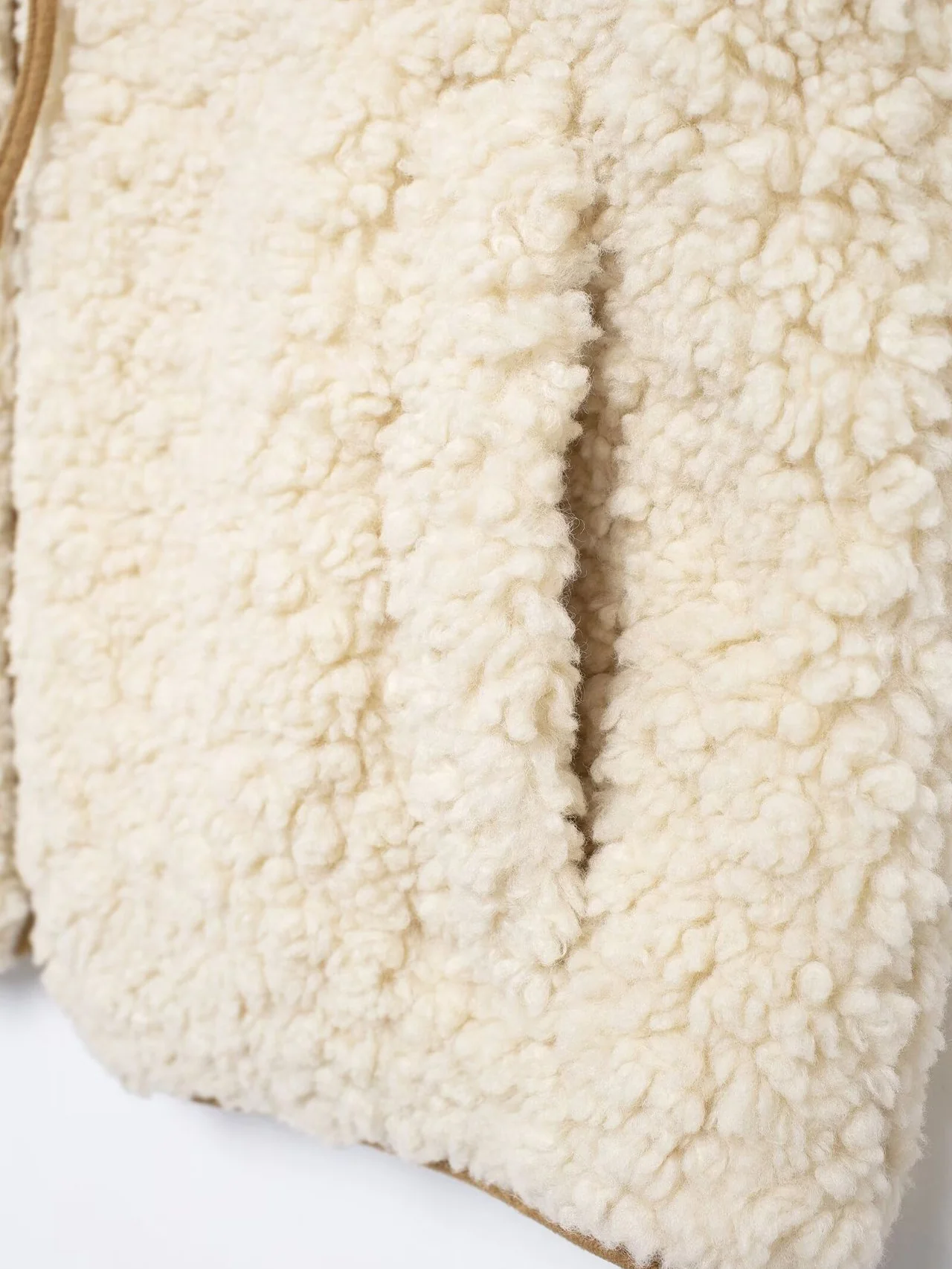 Lace Up Fleece Vest - Takermore