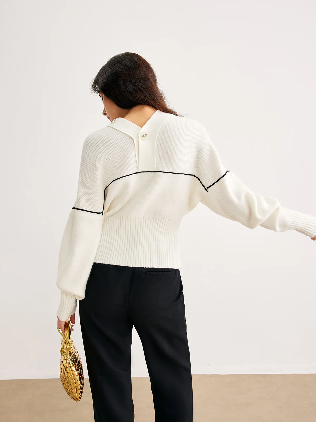 Chic Contrast Piping Button Cardigan - Takermore