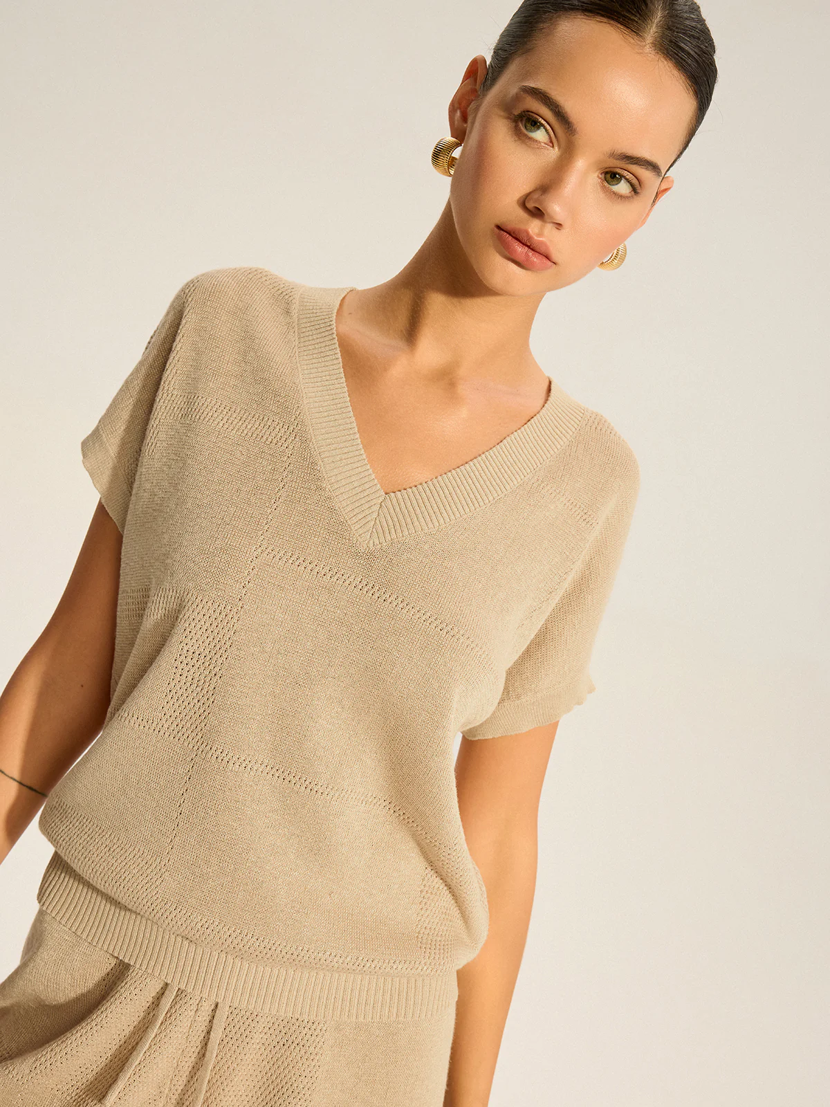 V-Neck Top and Drawstring Shorts Set with Square Cut-Out Details - Takermore