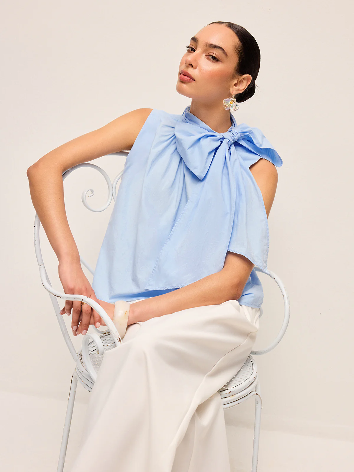 Oversized Bow Neck Sleeveless Top - Takermore