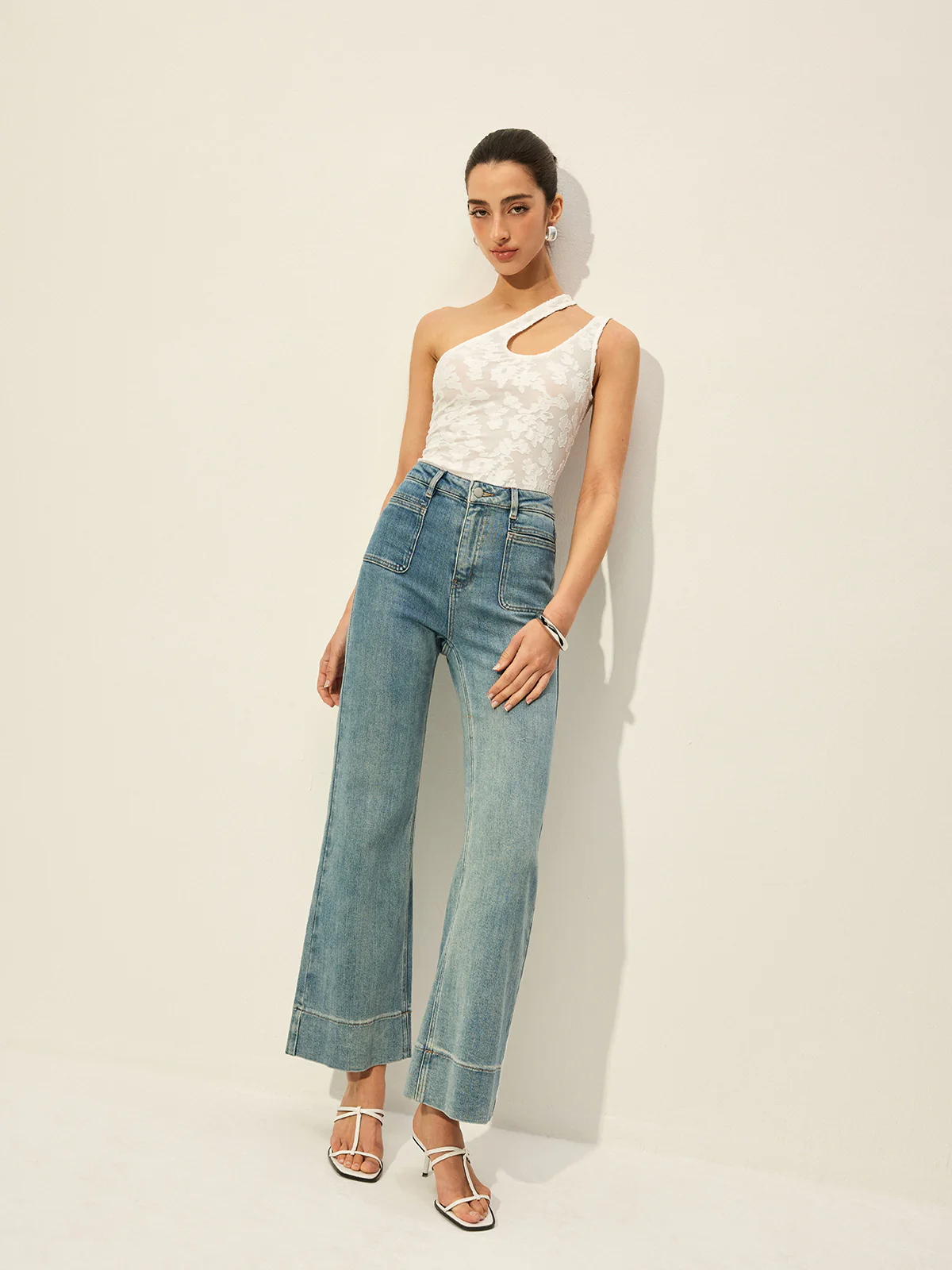 Mid-Waist Denim Pants With Pockets - Takermore