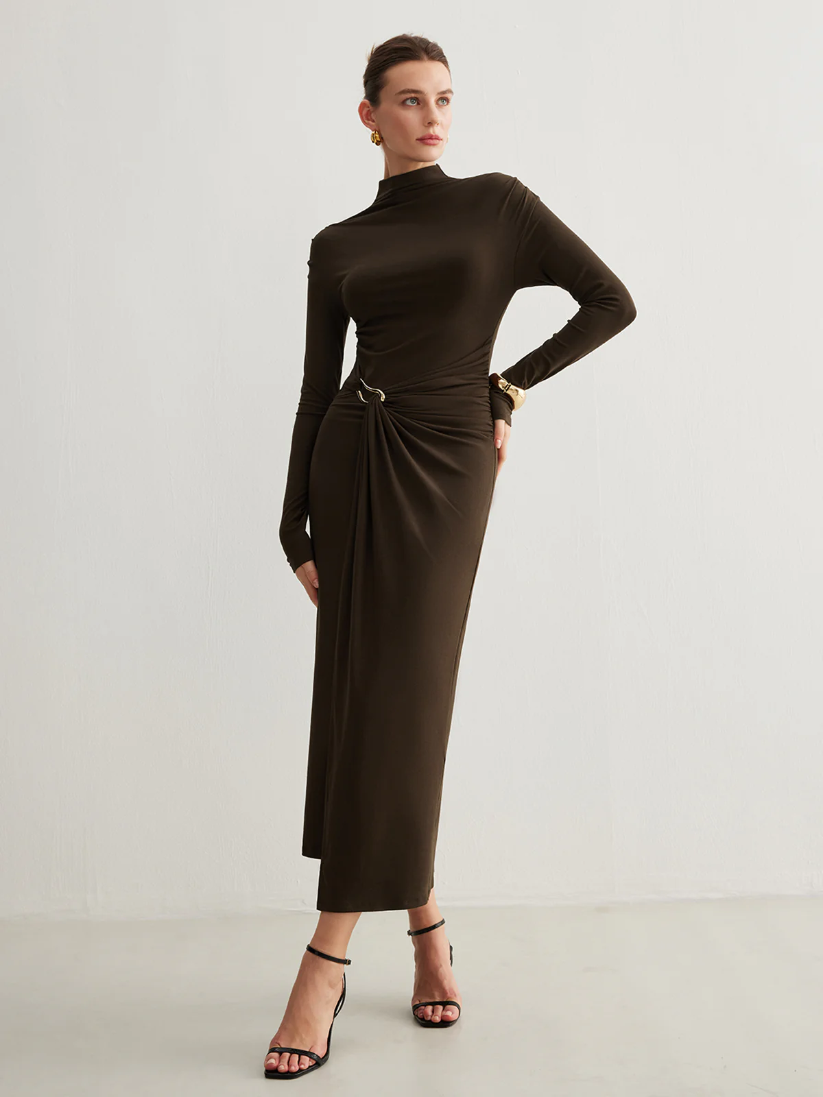 Irregular Metal-Ring Slit Pleated Dress - Takermore