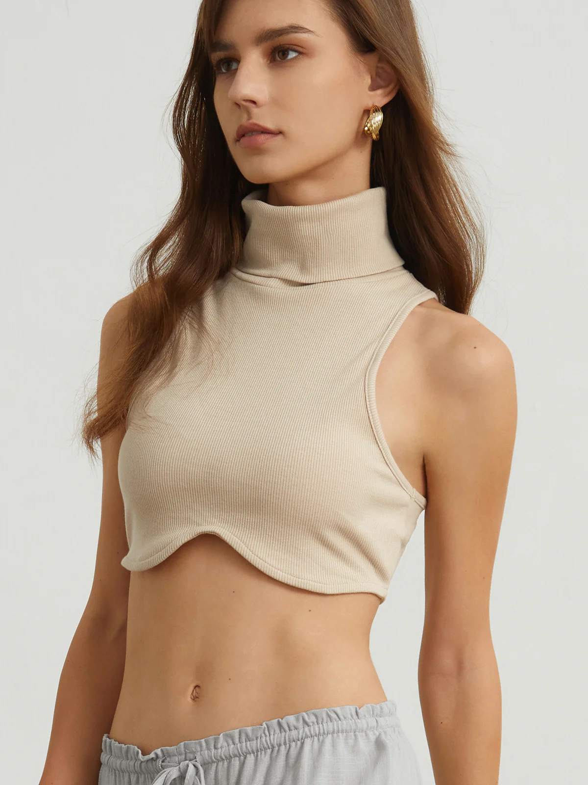 Wave Hem Mock Neck Crop Top - Takermore