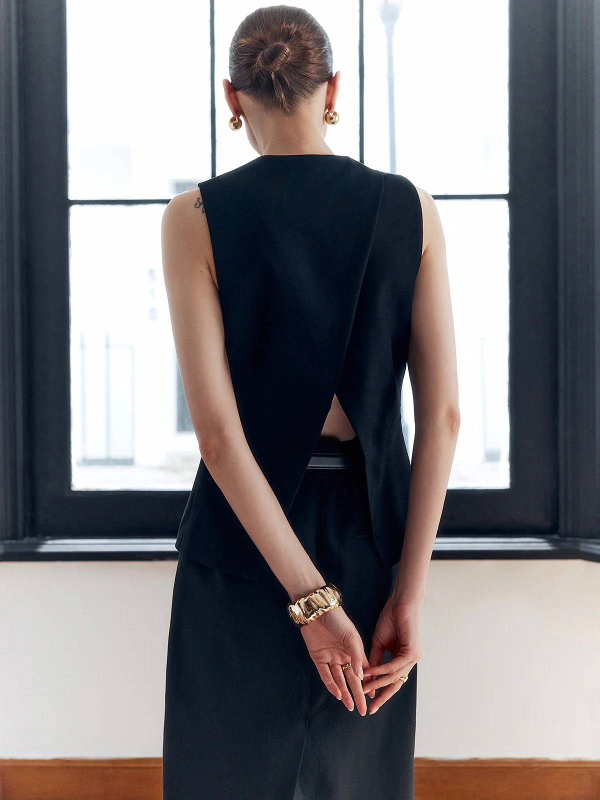 Solid Back Split Button V-Neck Vest - Takermore