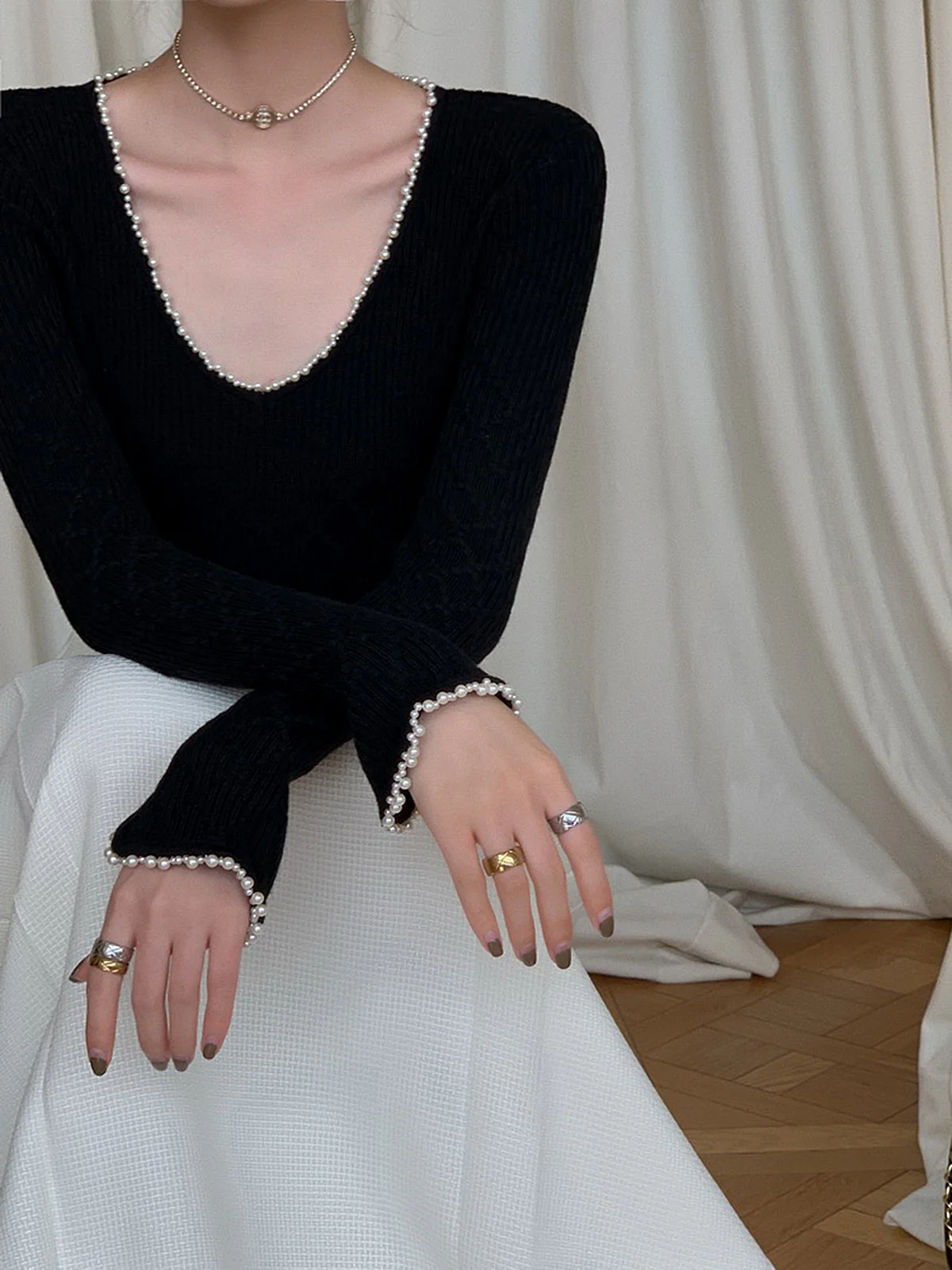 V-Neck Pearl Trim Knit Top - Takermore