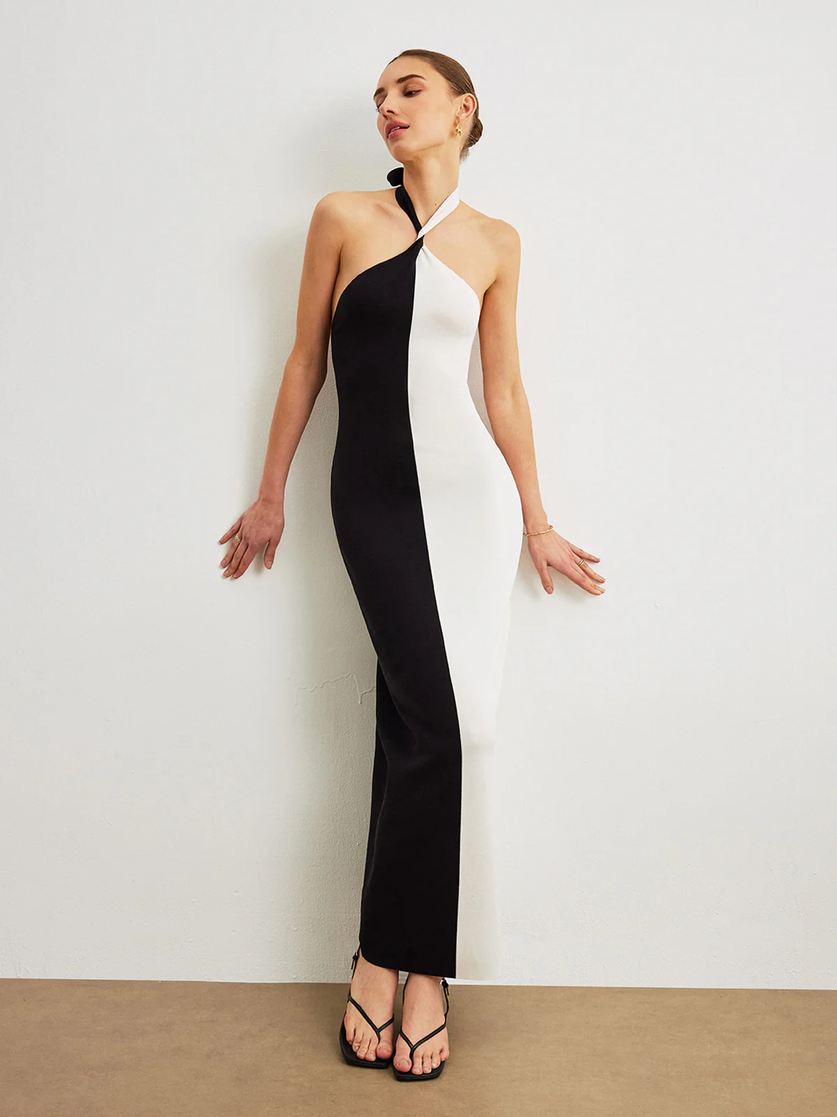 Color Block Halter Knotted Backless Long Dress - Takermore