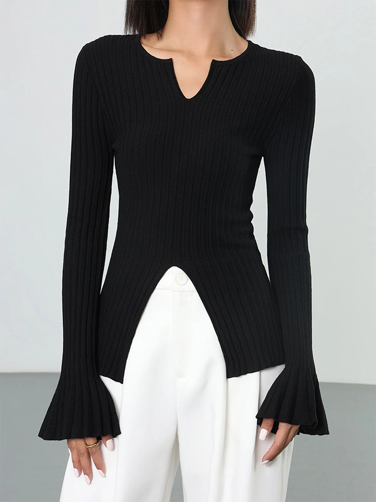 Ribbed Split Ruffle Knit Top - Takermore