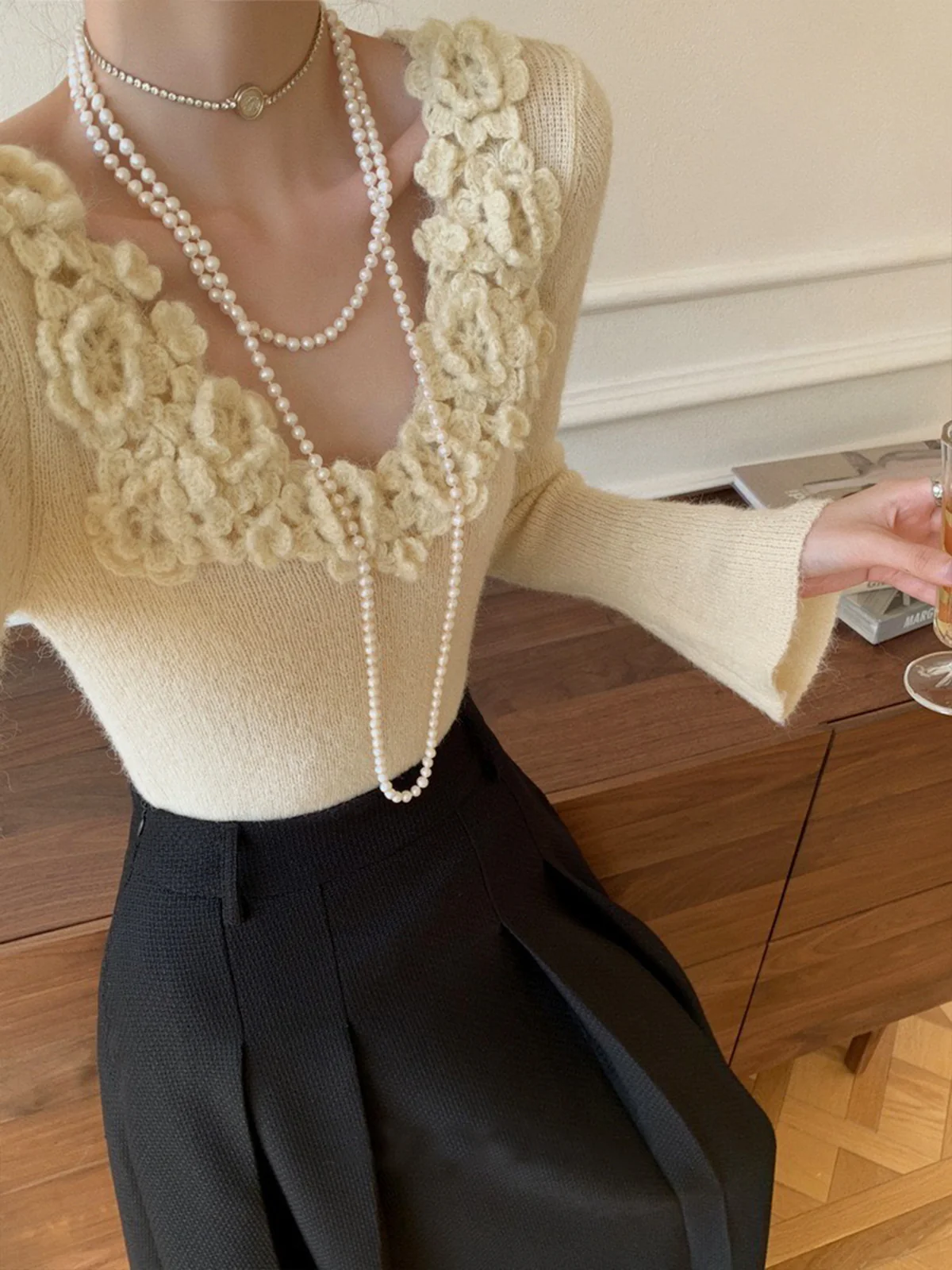 Floral Collar Ribbed Knit Top - Takermore