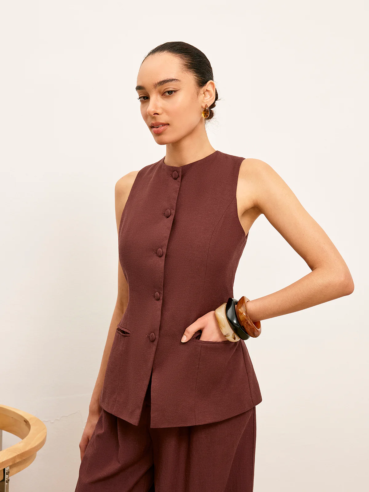 Button-Up Vest With Pocket Detail - Takermore