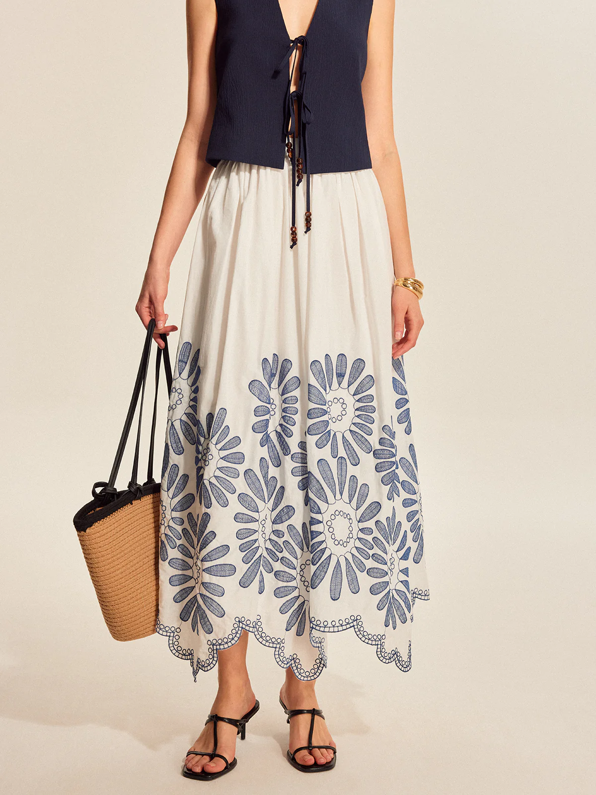 Embroidered Scalloped Hem Skirt - Takermore