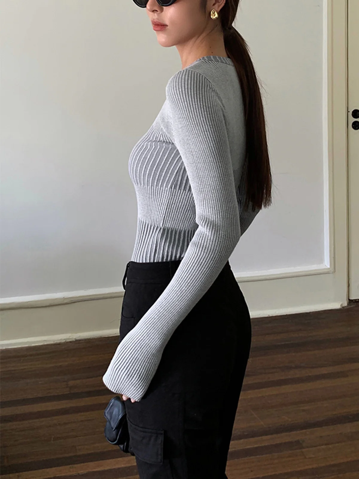 Color block Crew Neck Knit Top - Takermore