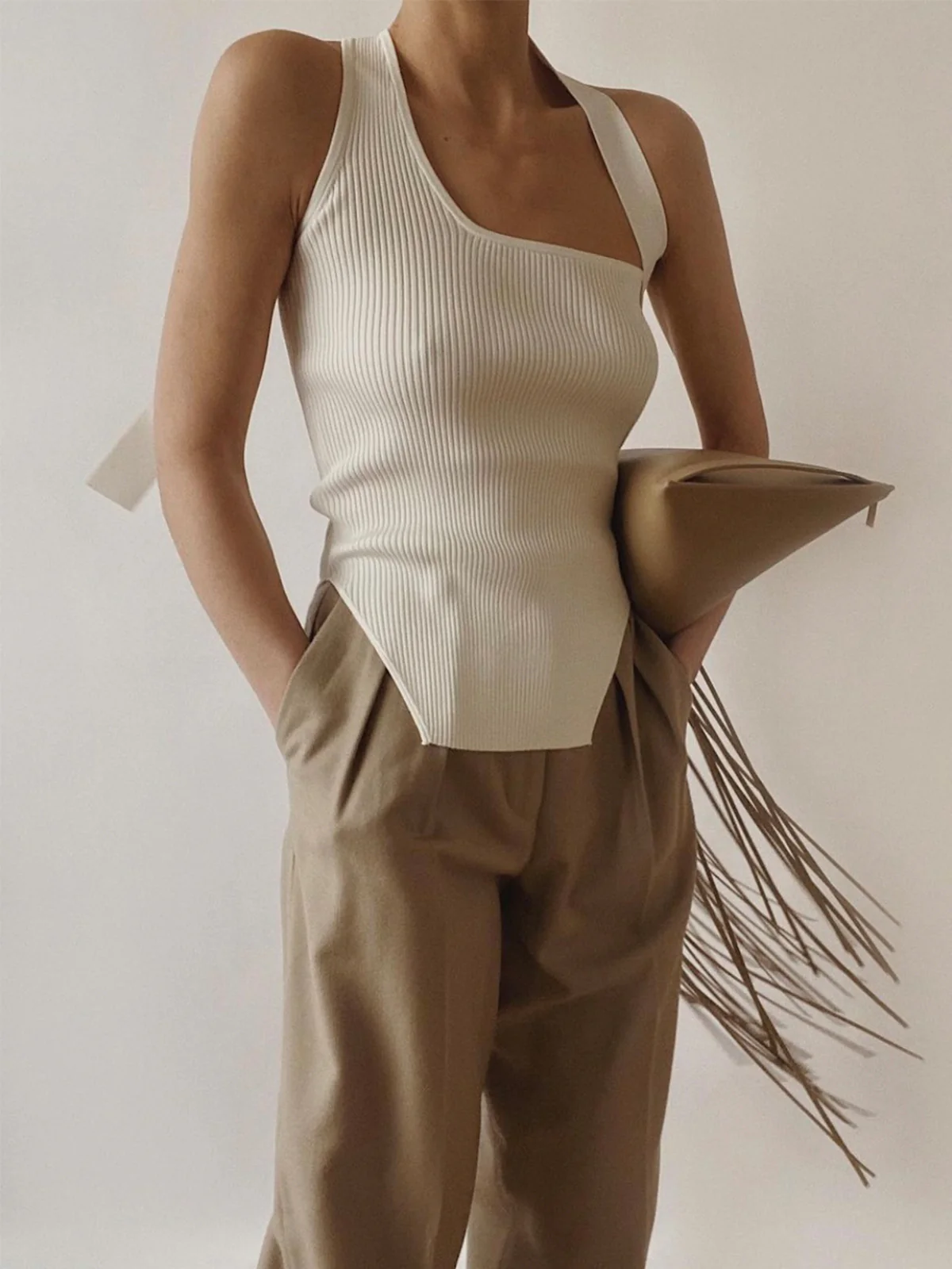 Asymmetrical Halter Rib Vest - Takermore