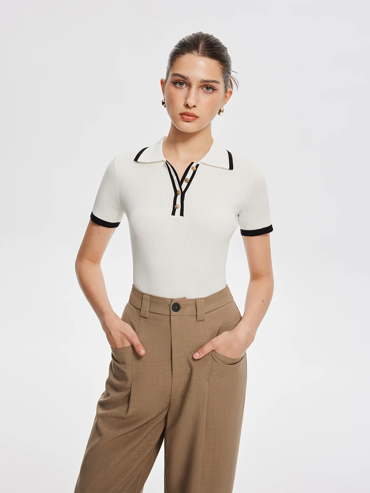 Contrast Trim Metal Button Knit Top - Takermore