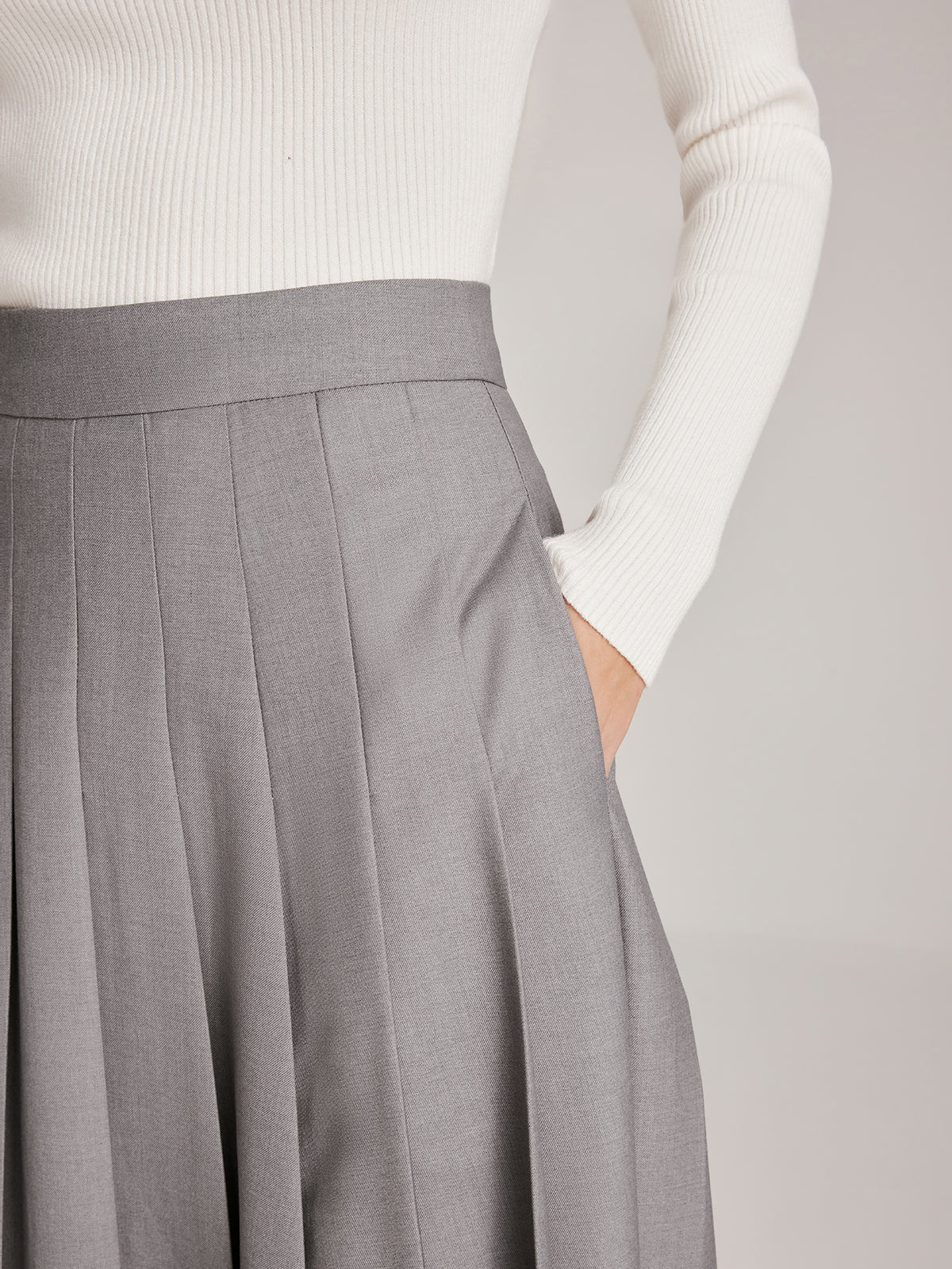 Asymmetrical Pleated Pockets Skirt - Takermore